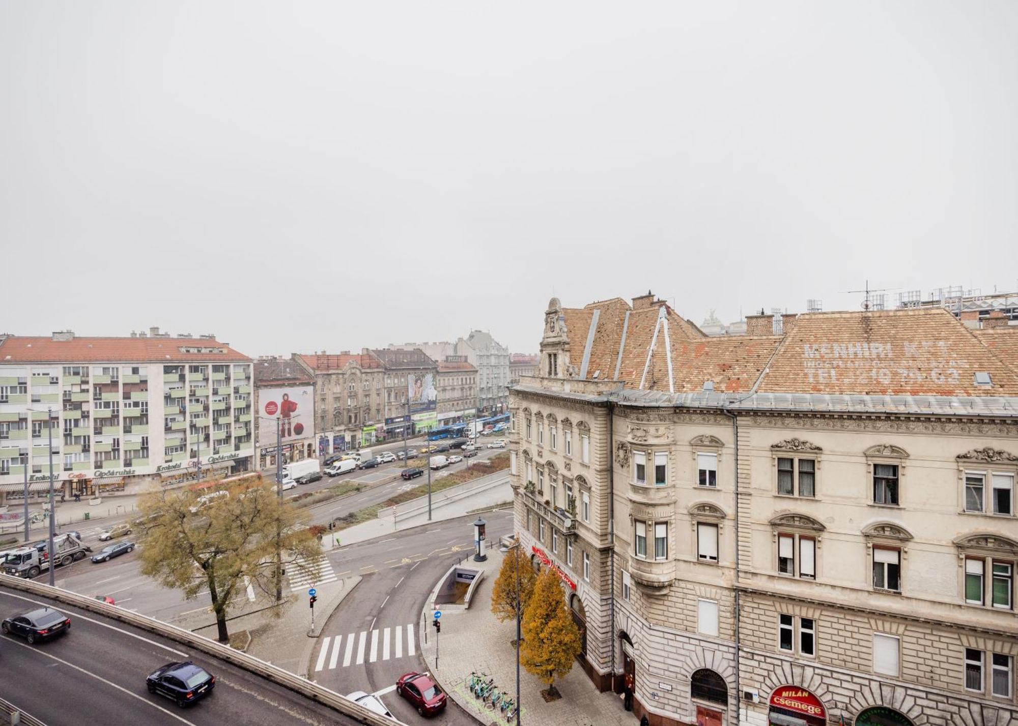 Skyline Living - Penthouse With Terrace And Parking * Budapest