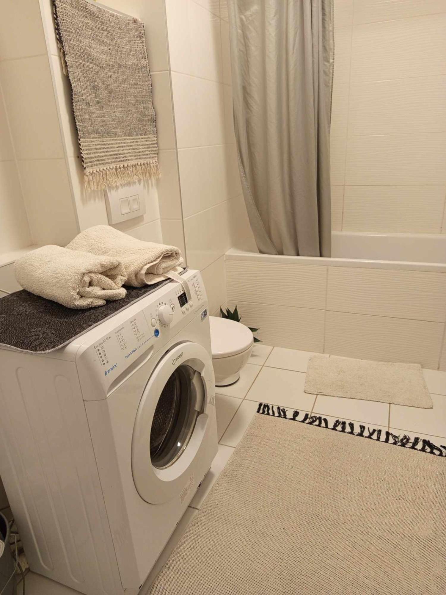 Apartamento Dagaly Free Parking In Garage Budapest