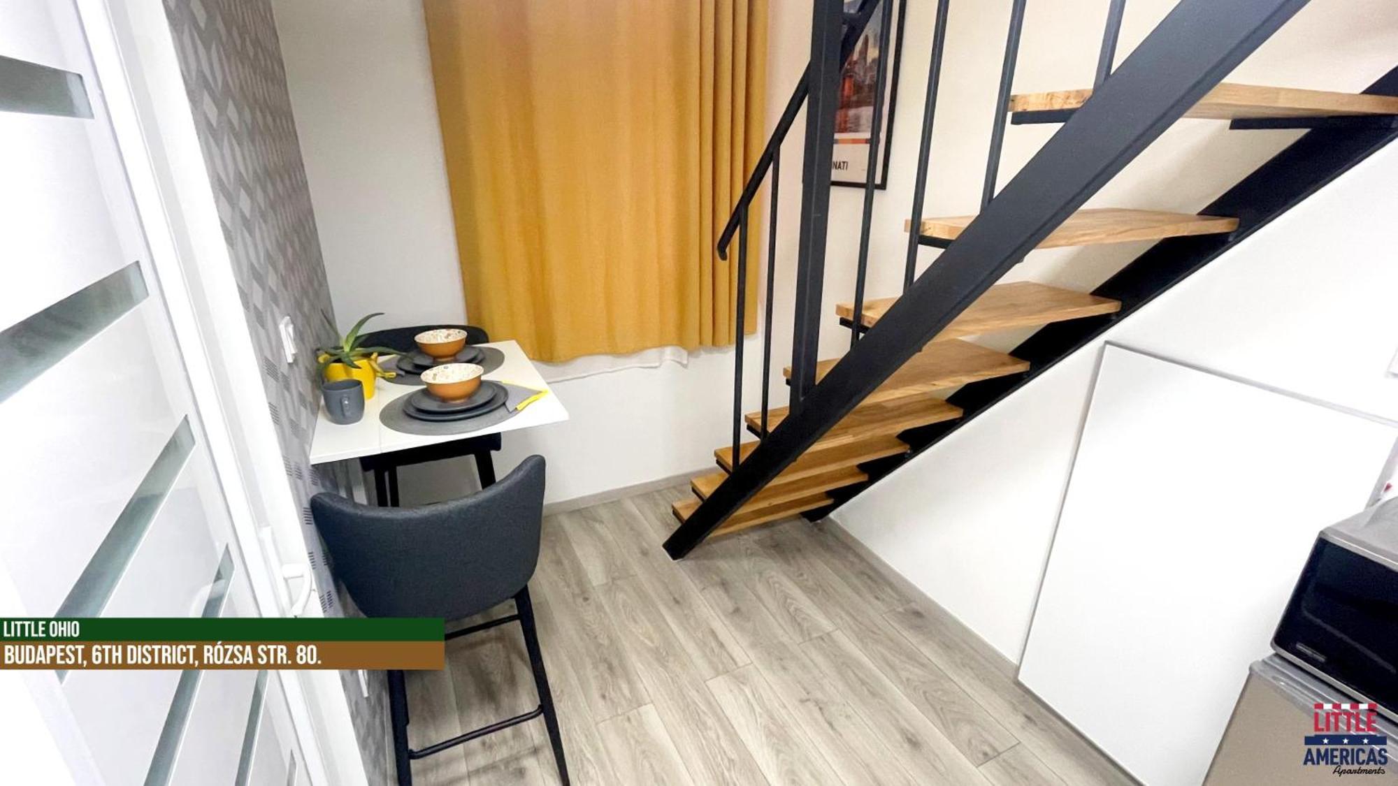 Little Americas Interstate Apartman *