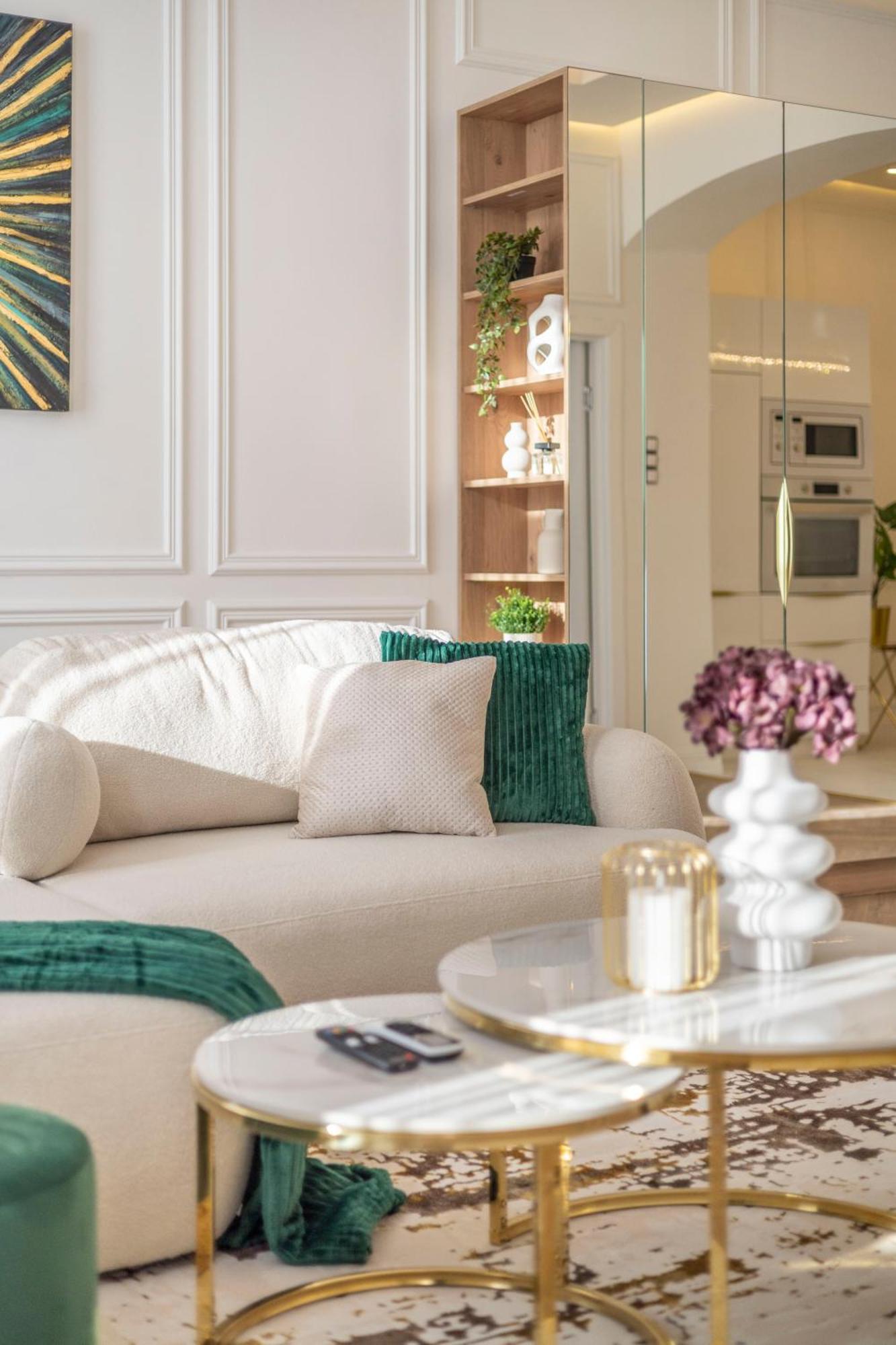 Luxurious Charming E47 Center By Prestige Homes Budapeszt