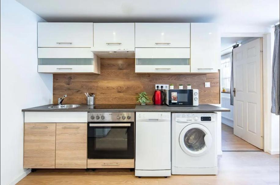Apartamento Cityscape Budget Szoevetseg 4 Budapest