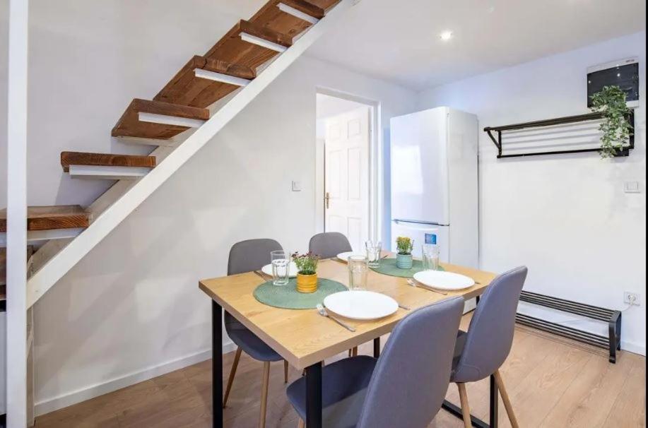 Cityscape Budget Szoevetseg 2 Apartman Budapest