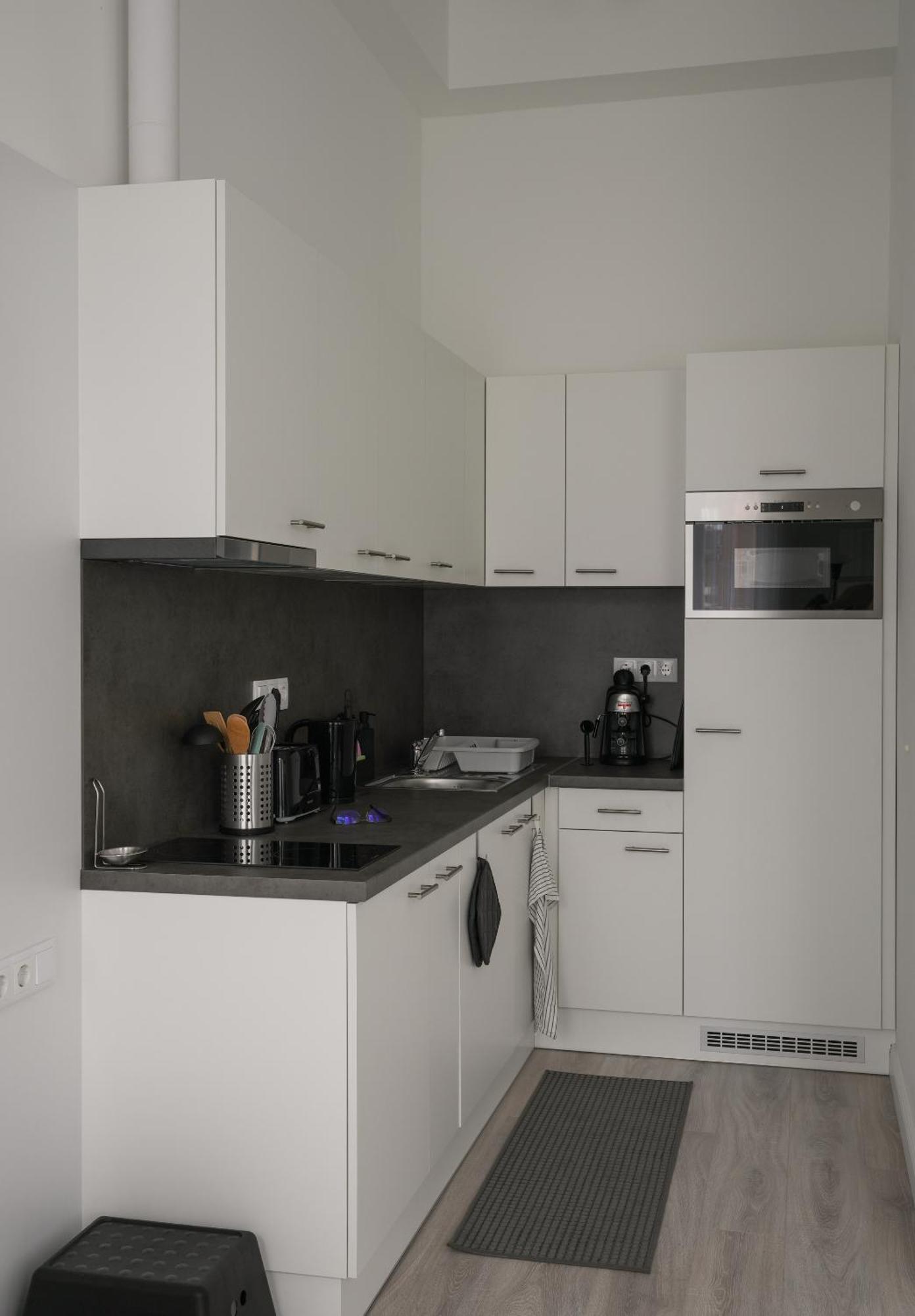 Beautiful Newly Refurbished Studio,fully Equipped Walking Distance To The Park Where Will Find The World Famous Szechenyi Thermal Bath Spa, Museums , And The Capital Circus , Ac, Smart Tv, High Speed Internet Budapešť