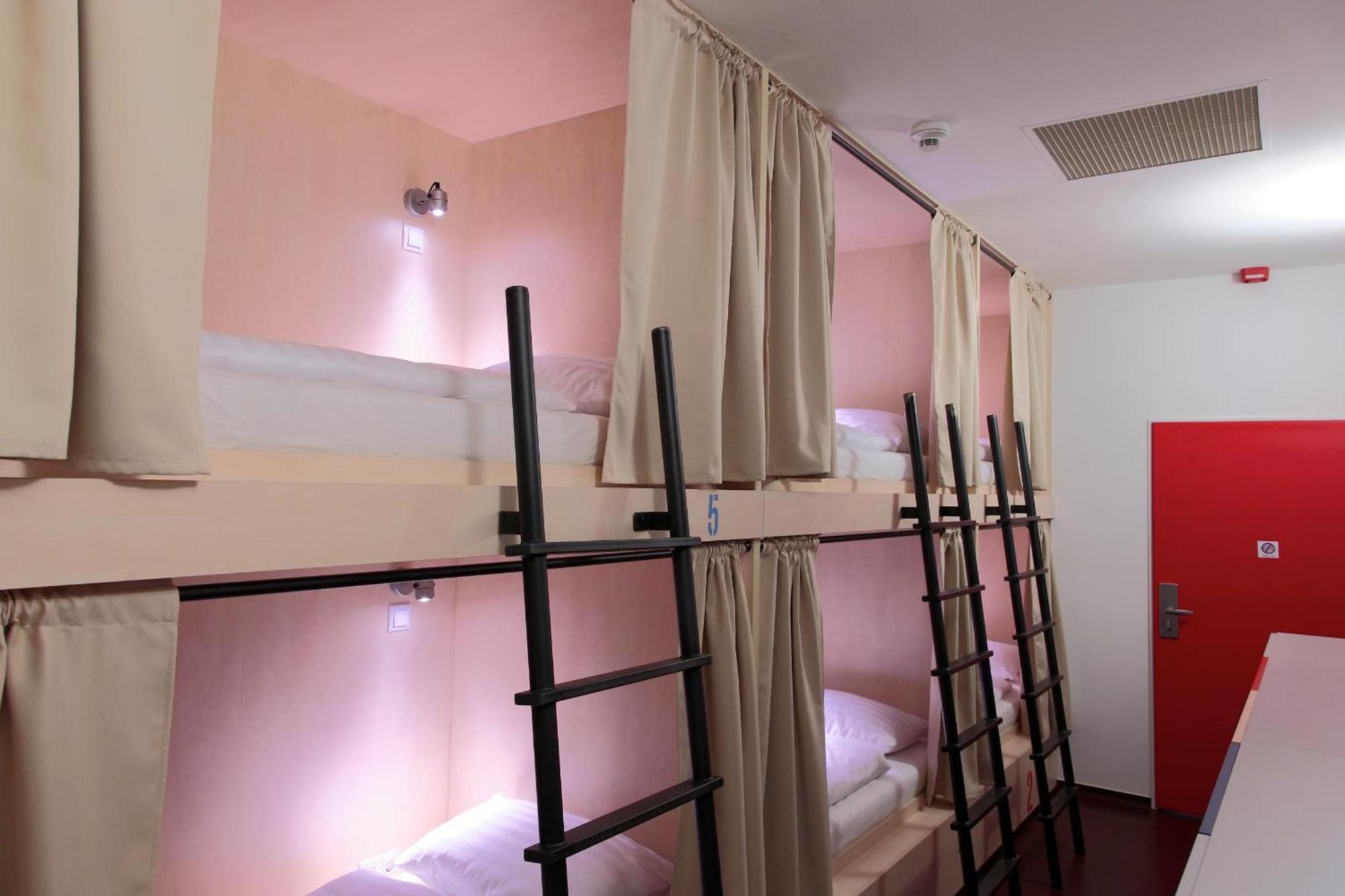 Maverick Soho Hostel *