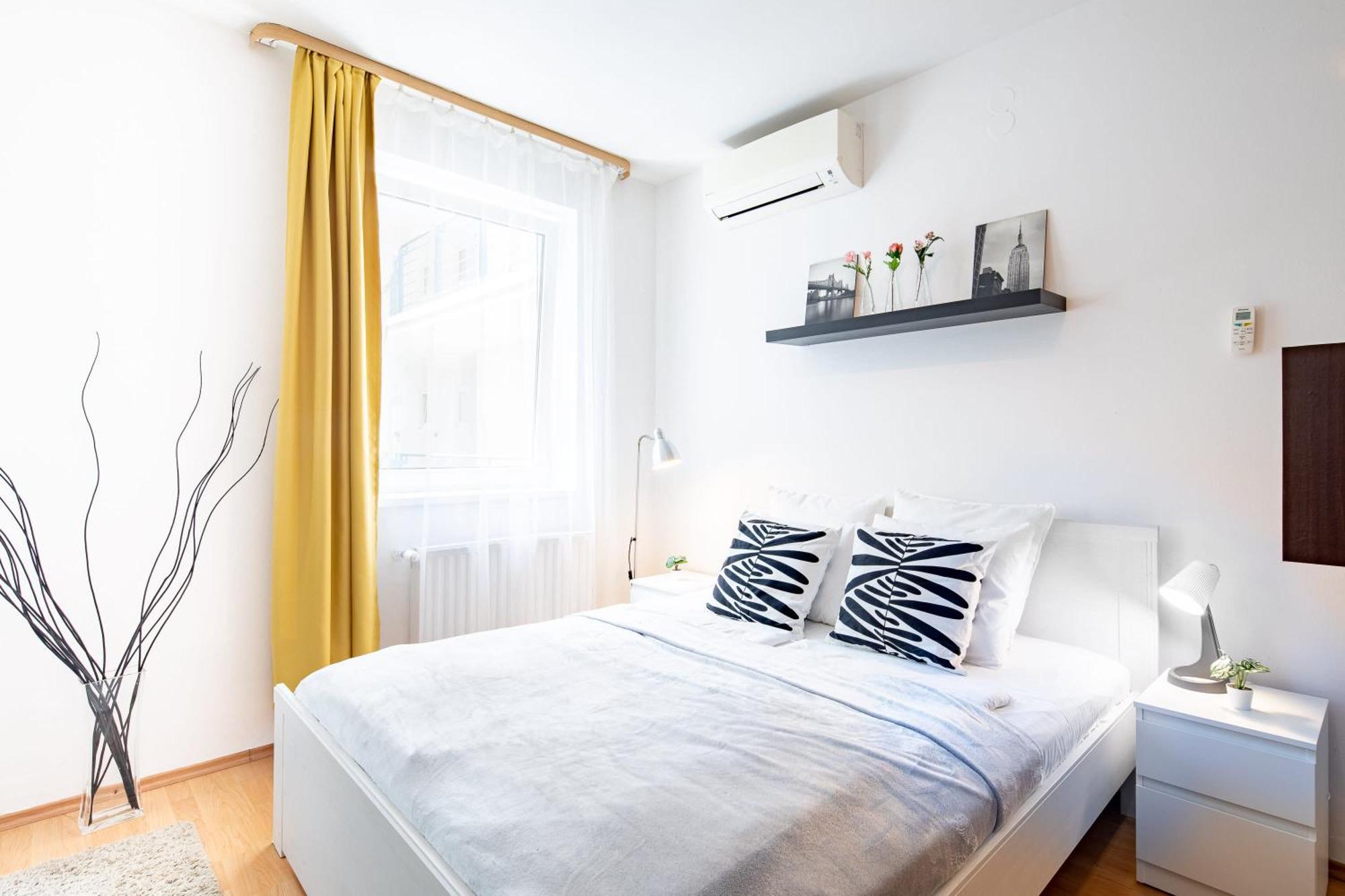 Apartment - Cozy Air Conditioned *
