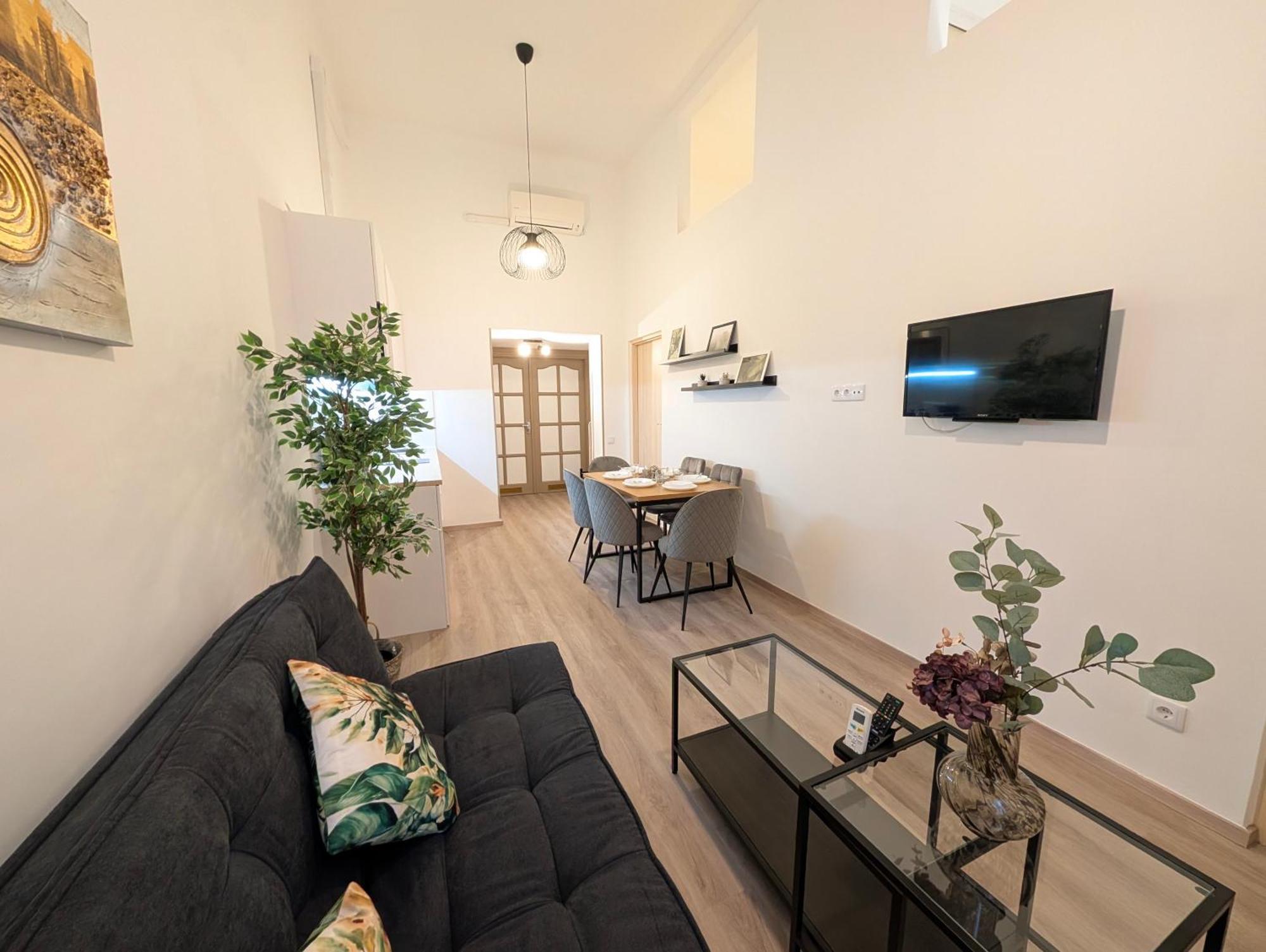 Apartament Rumbach 12 *