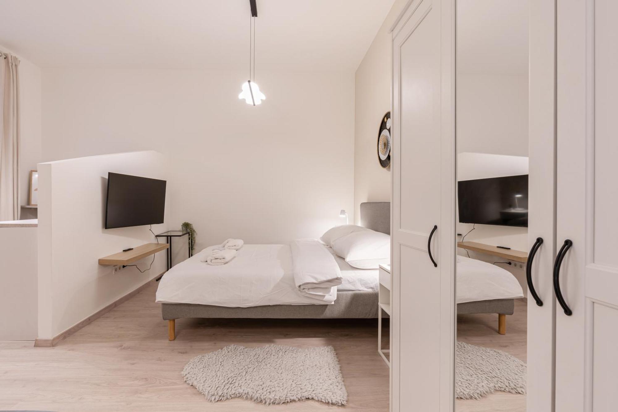 Kl31 - Urban Escape - Prime Location - Klauzal Square By Bqa Apartment