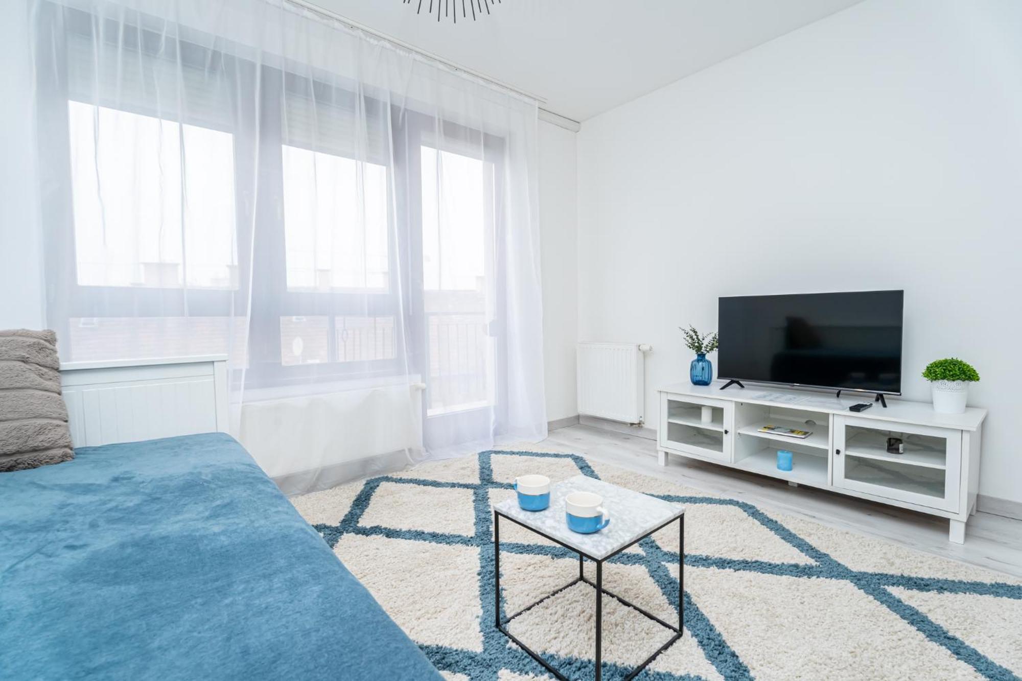 Luxy Hollo Gozsdu Court Apartamento