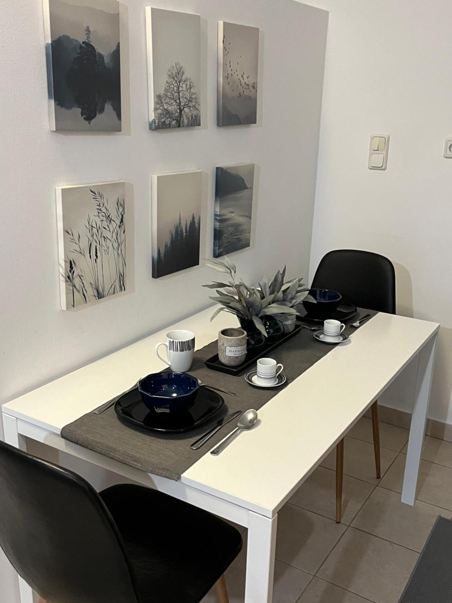 Downtown Rose Garden Whit Garage Opcional Apartamento