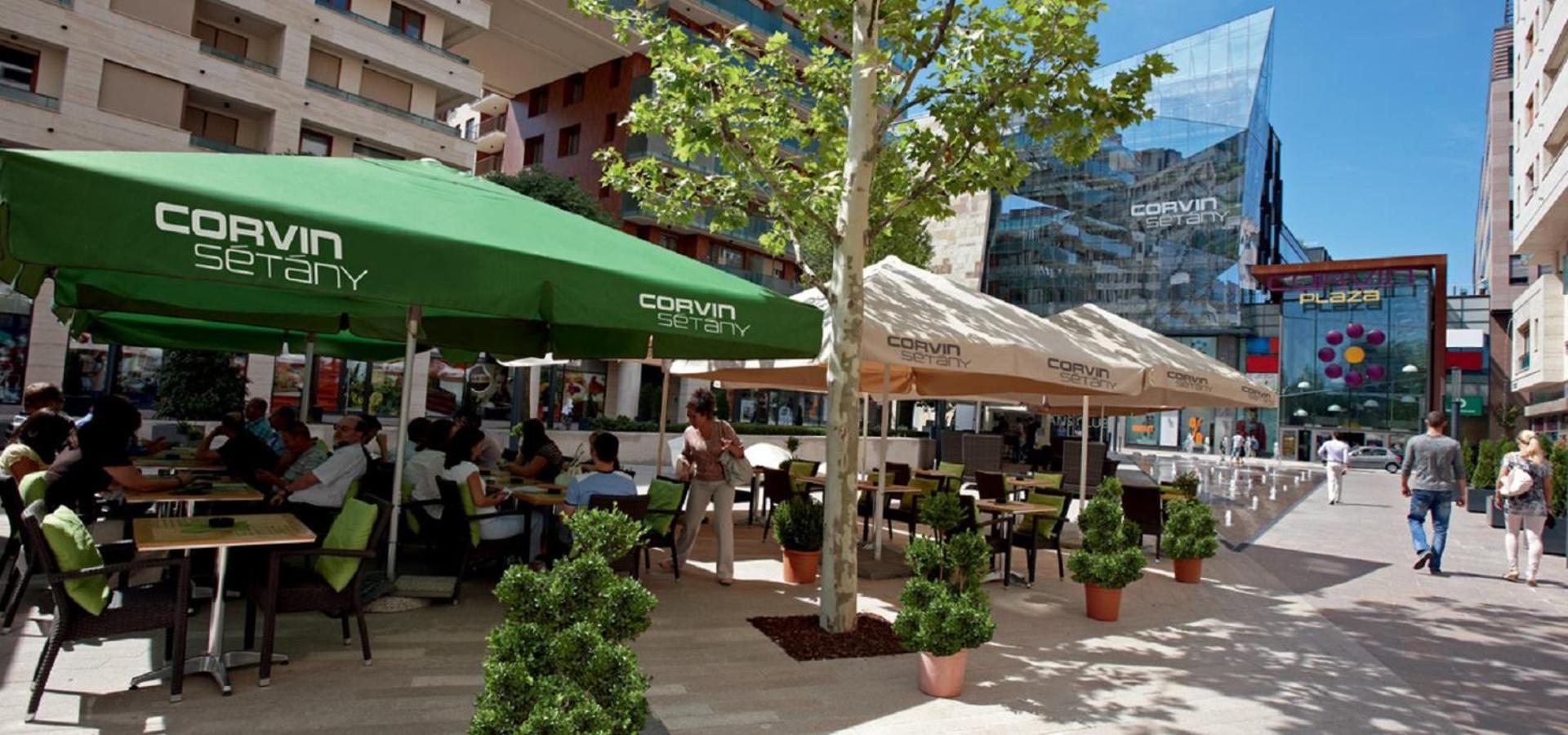 Corvin Point And Pensión Budapest