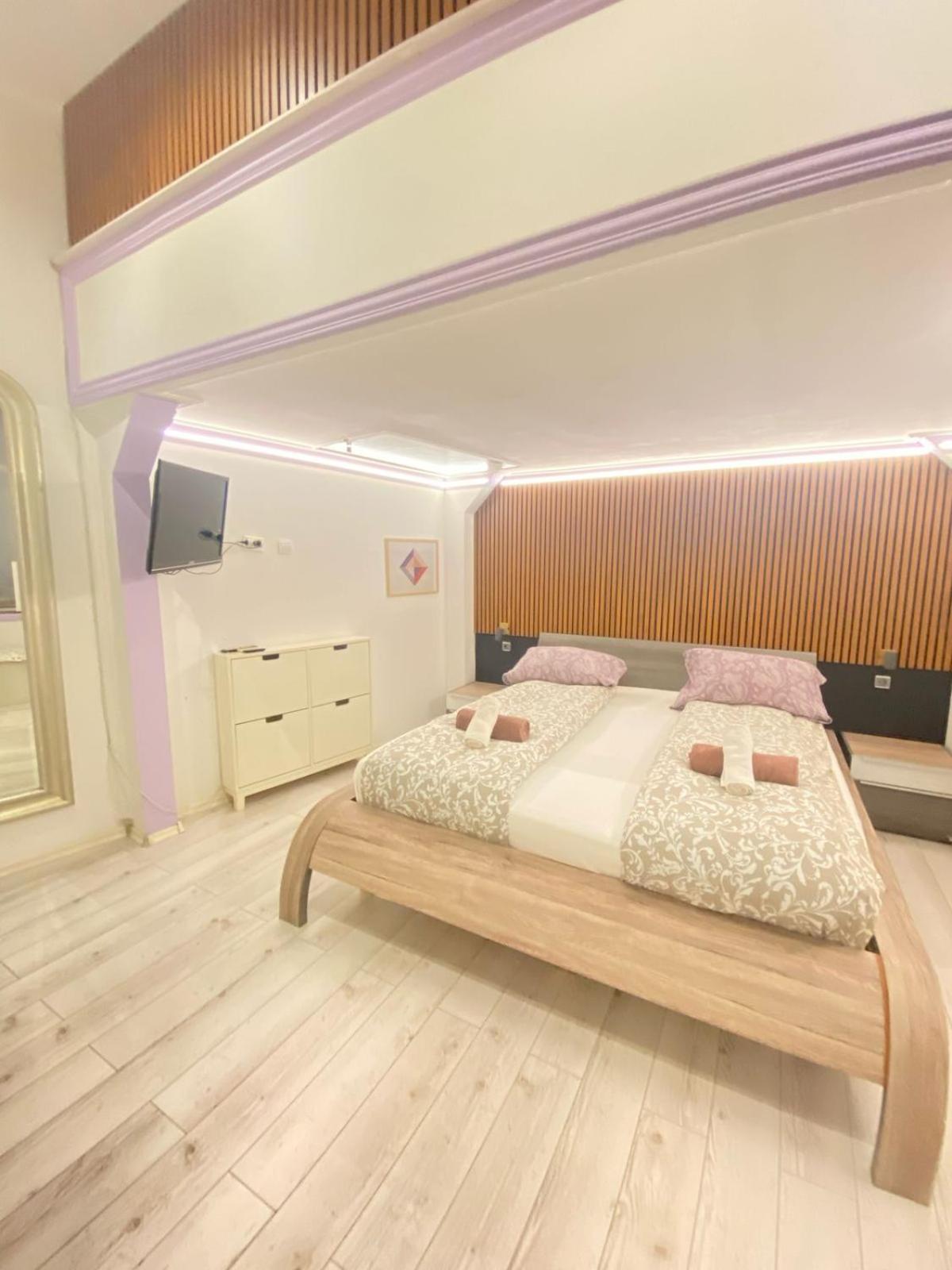 Apartamento Yes, Yes! Lovely Good Amenities Center