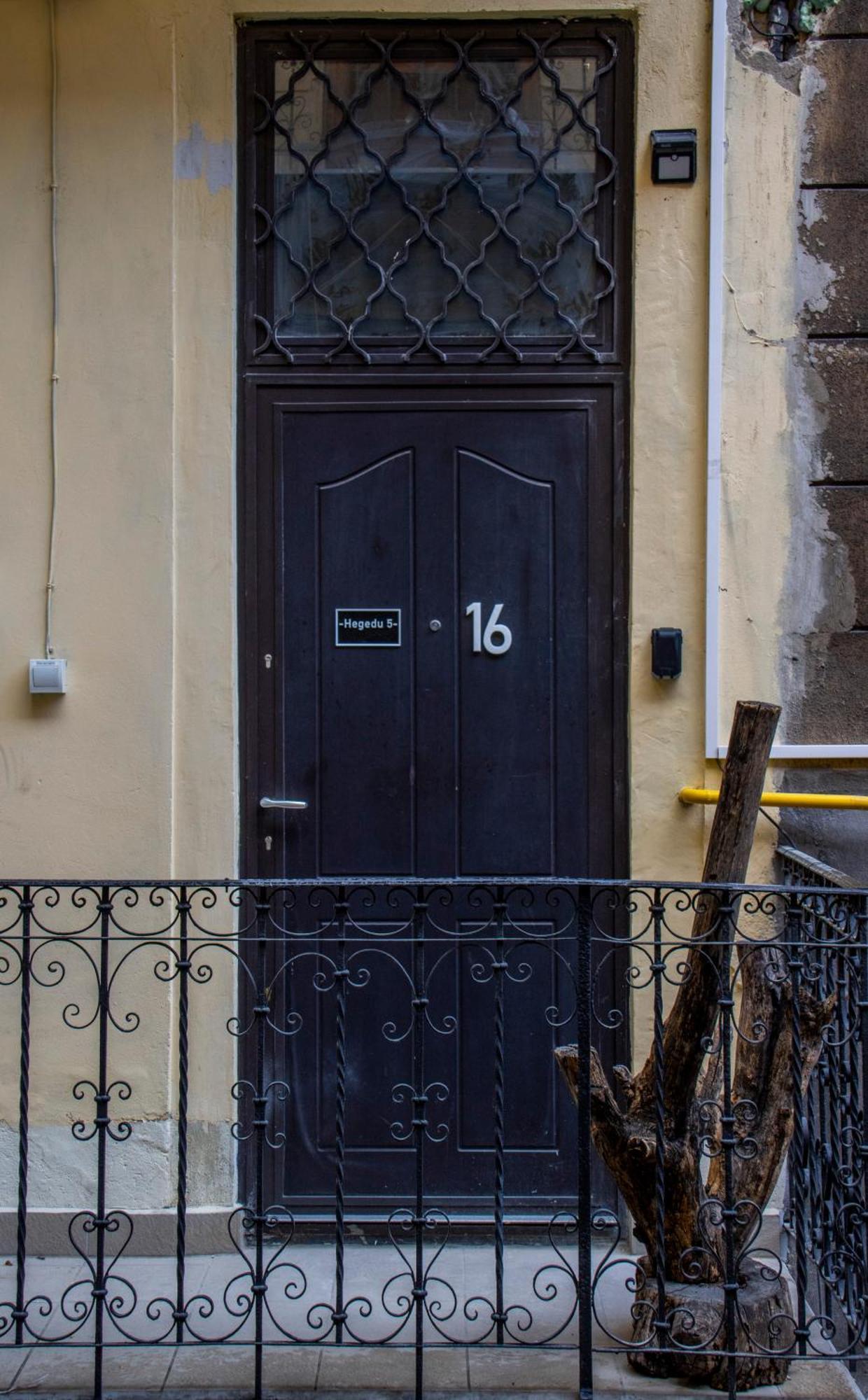 Hegedu 5 Apartament