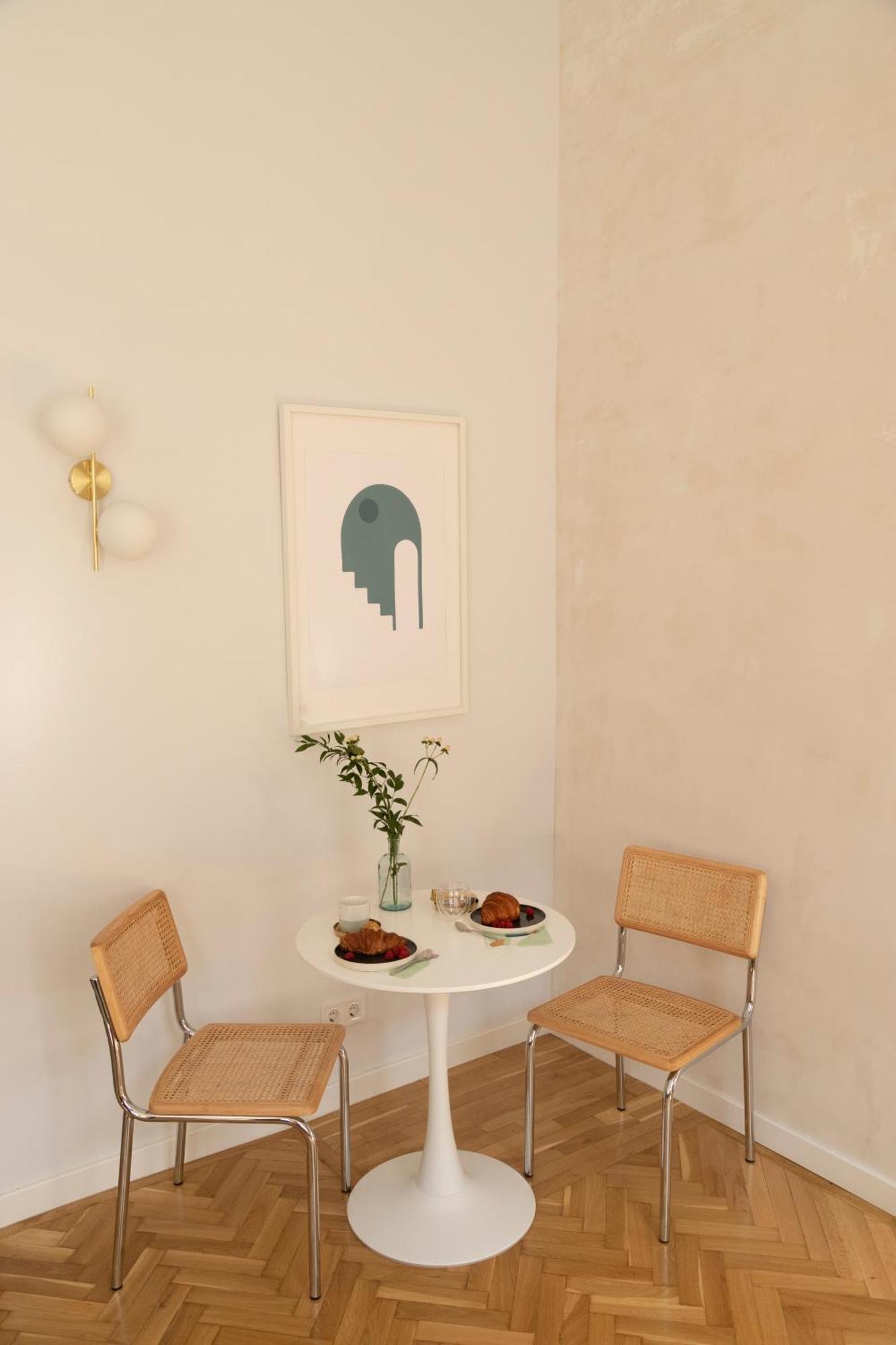 Nyeho By Stn Appartamento Budapest