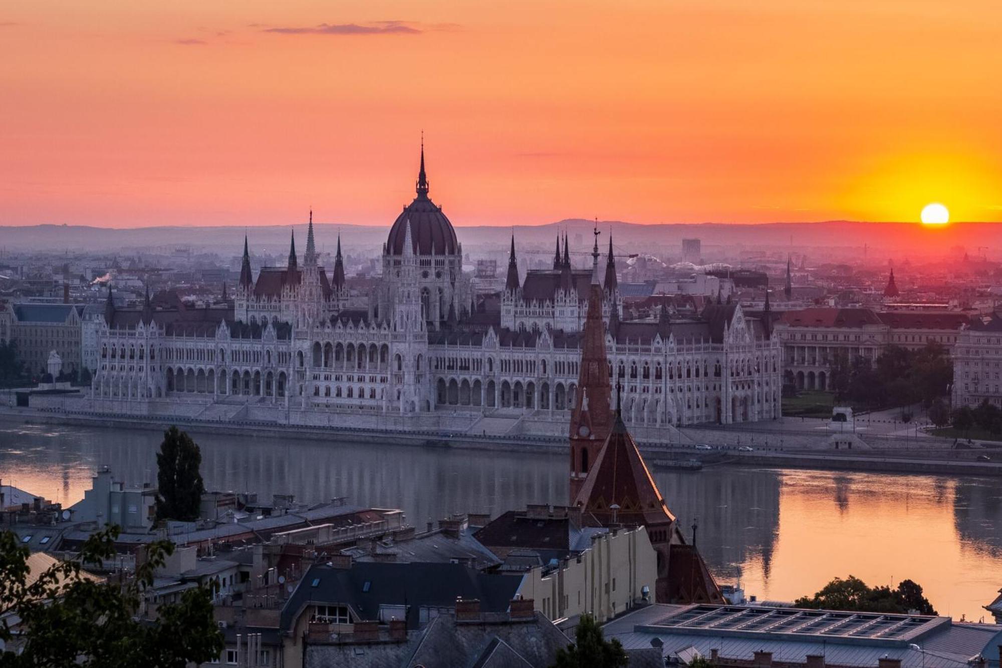 Next To New York Palace Center * Budapest