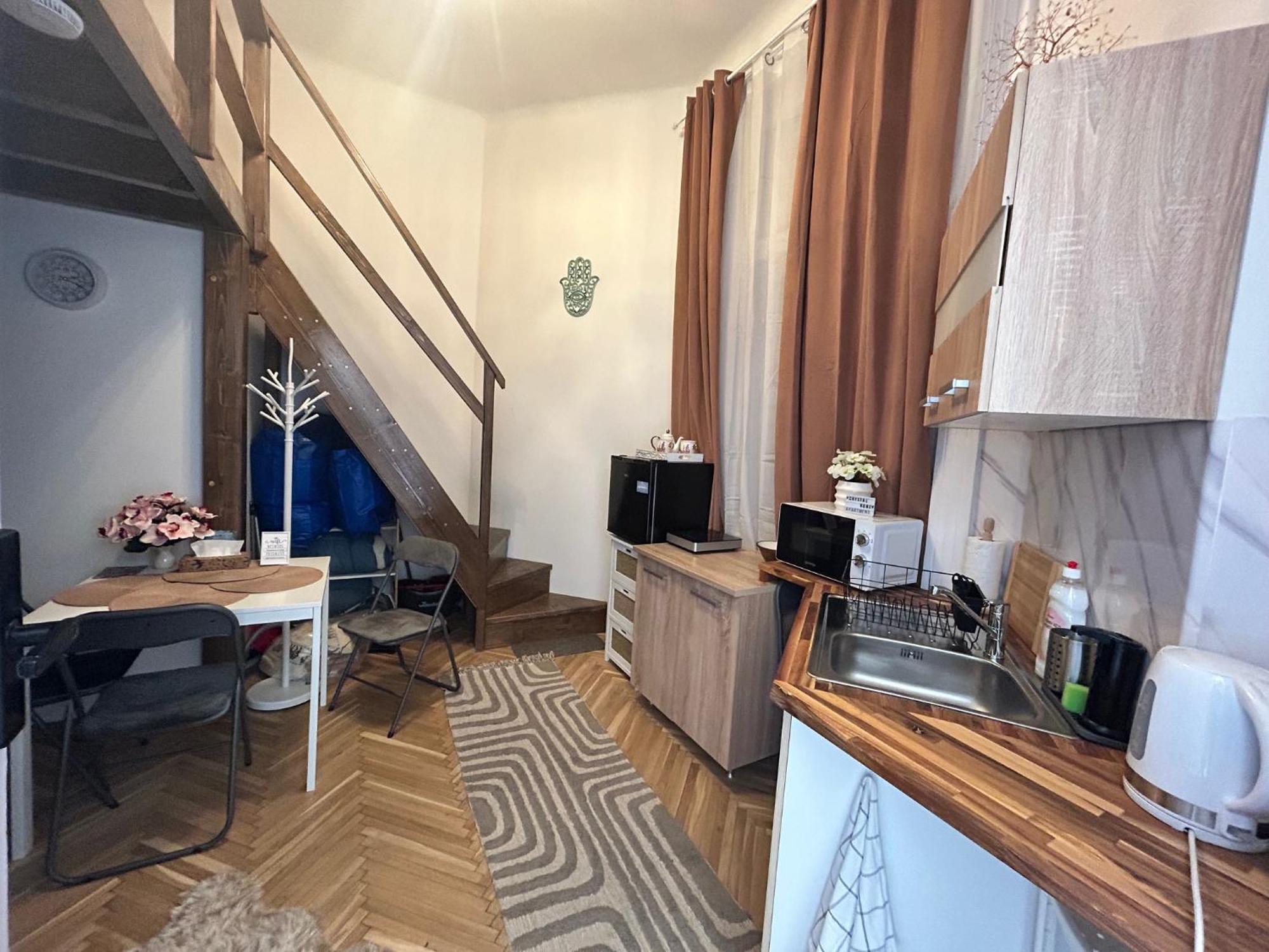 Crystalhome Appartamento *