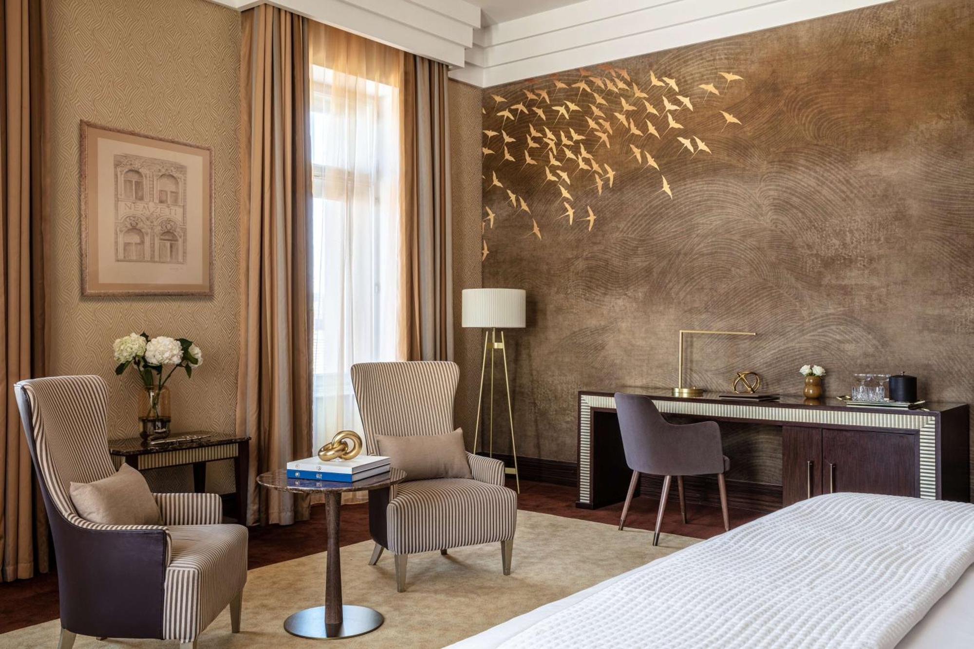 Anantara New York Palace - A Leading Of The World 5*