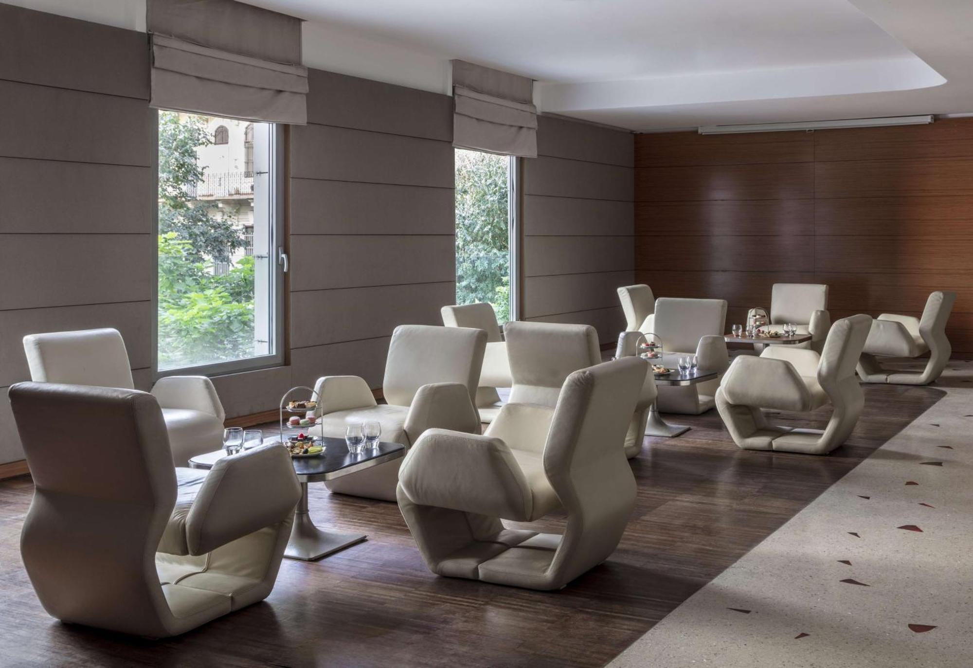 Anantara New York Palace - A Leading Of The World 5*