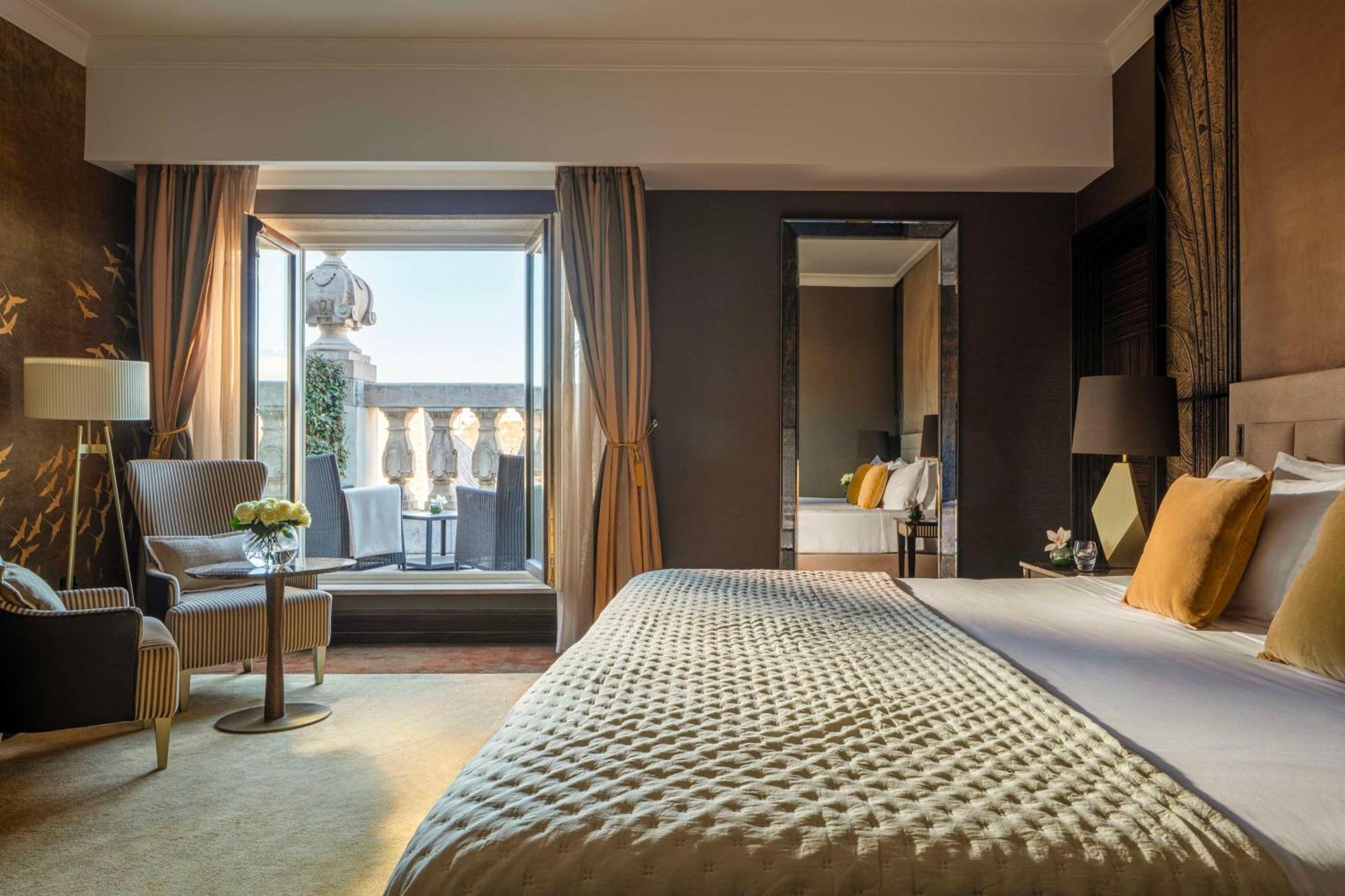 Anantara New York Palace - A Leading Of The World 5*