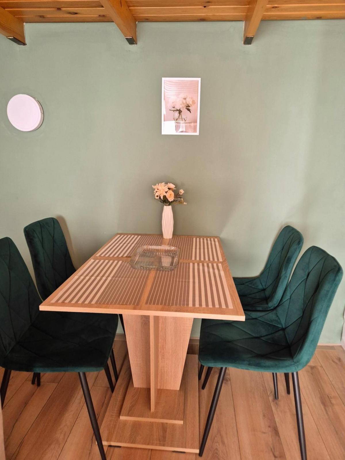 Appartamento Calm And Elegant With Ac In The Downtown