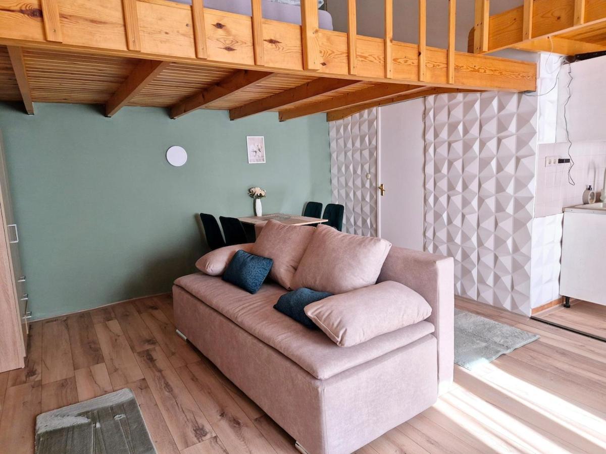 Calm And Elegant With Ac In The Downtown