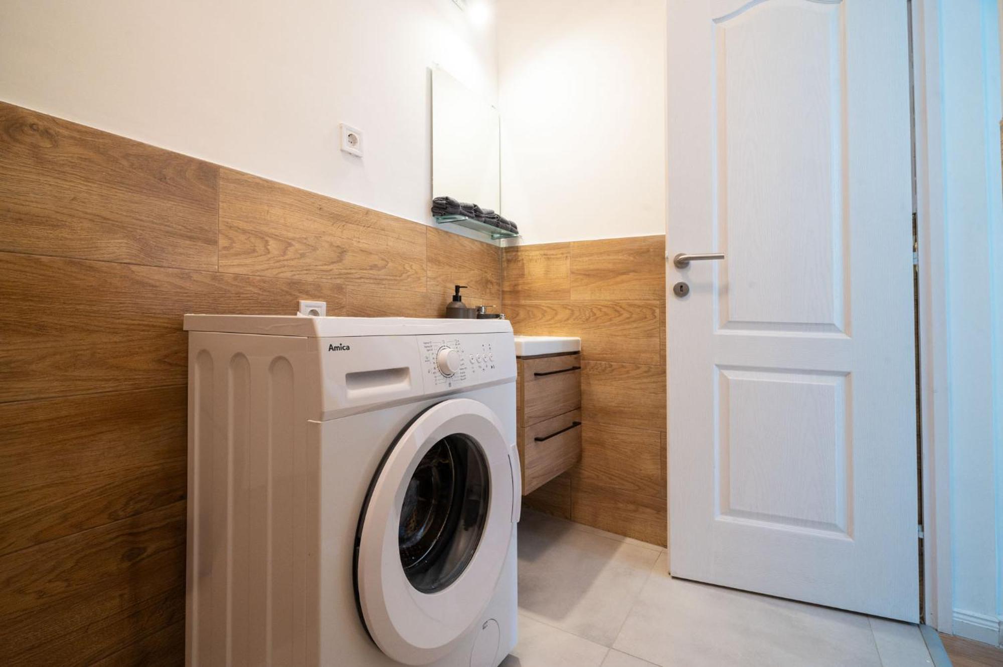 Two Amazing Bedrooms In The Center Apartman *