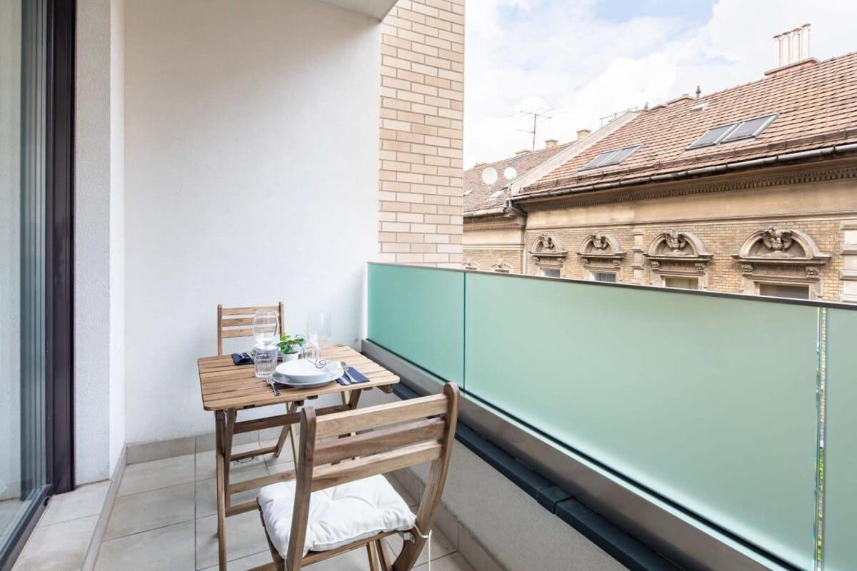 - New With Balcony - Comfy Lägenhet