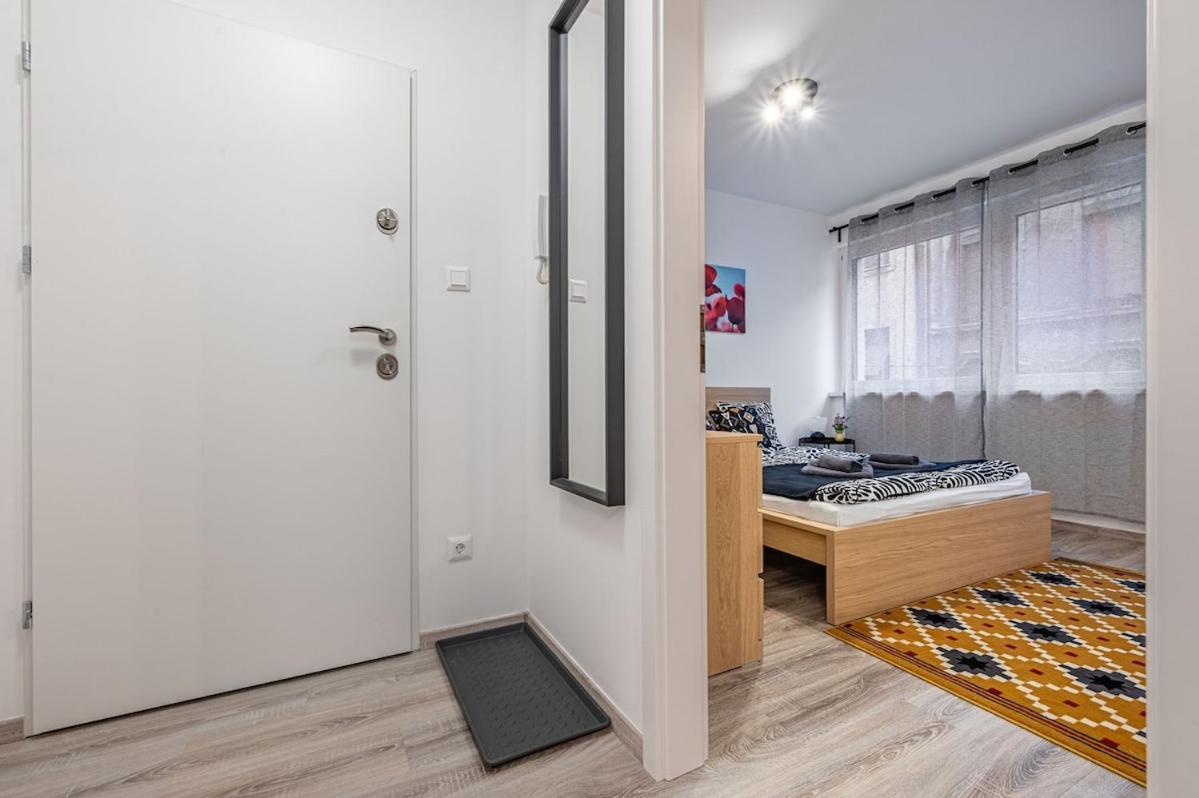 Tol26 Chic In New Building Apartamento Budapest