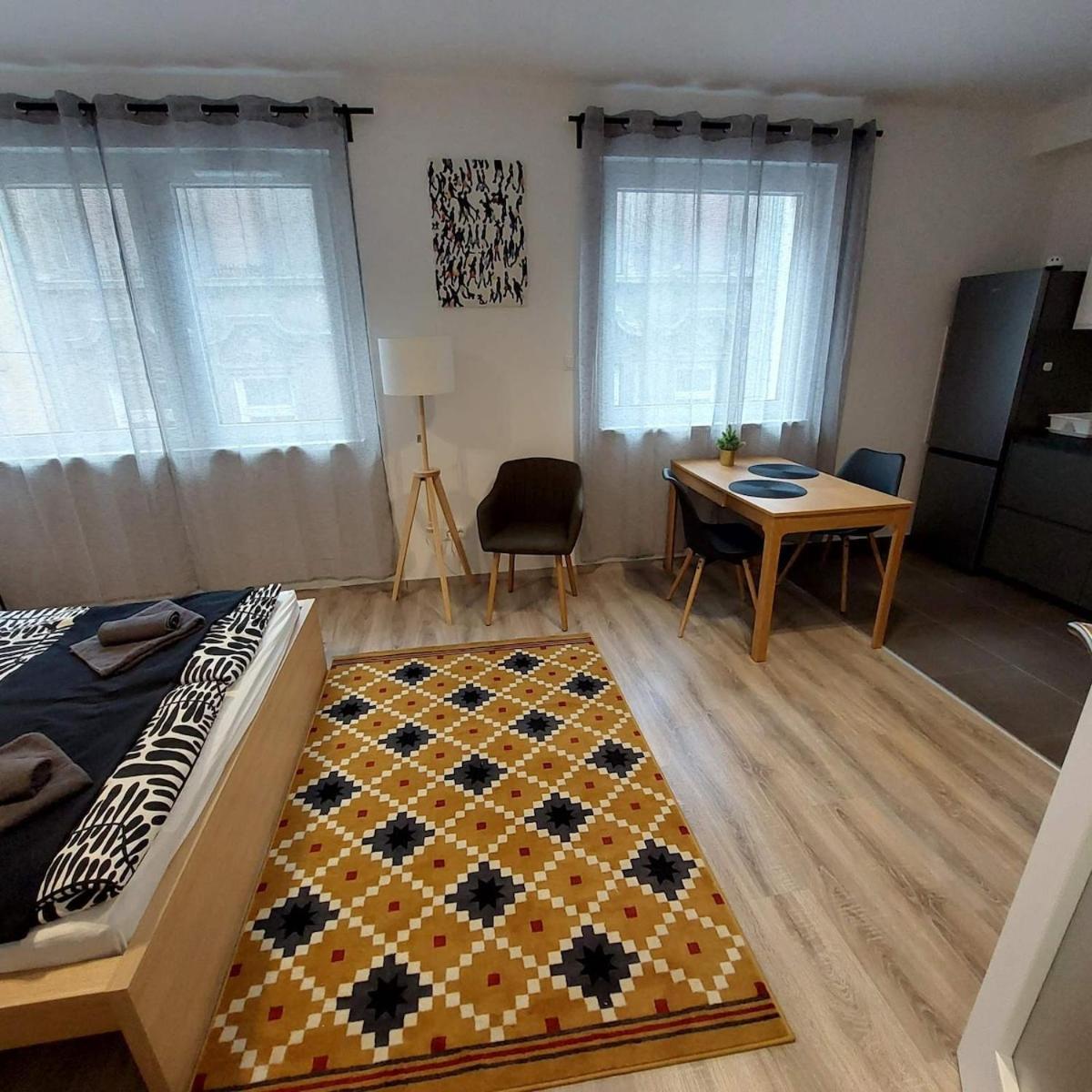 Tol26 Chic In New Building Apartamento