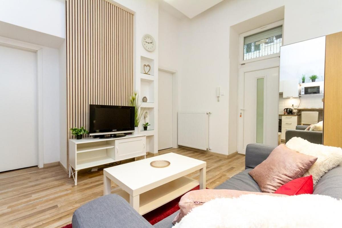 Appartamento Urbannest - Free Garage! *