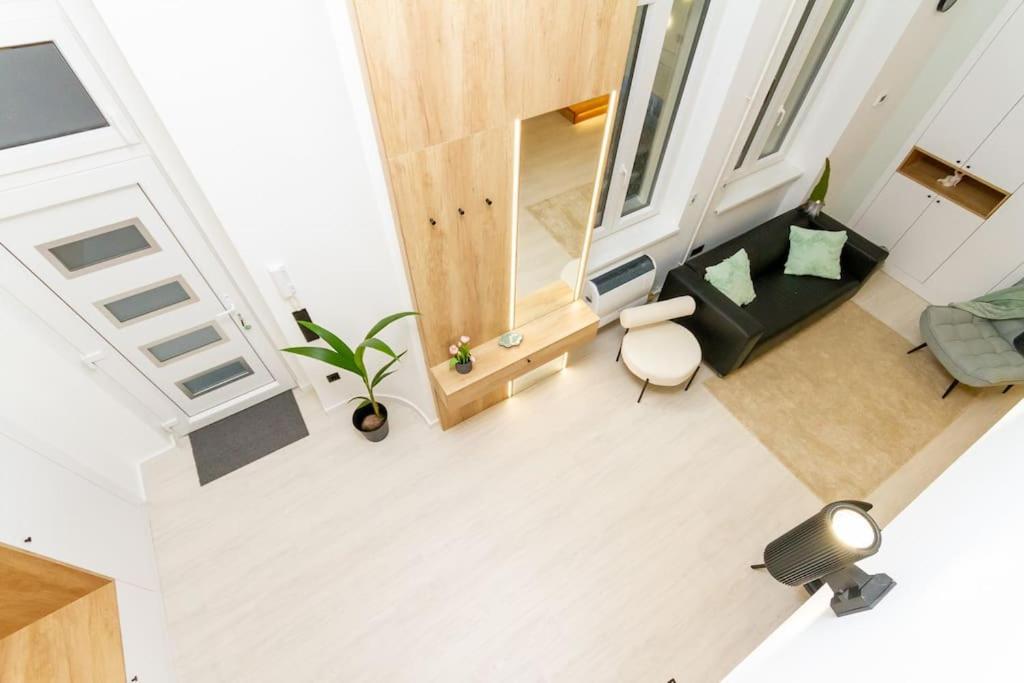2 Bedroom W Ac Extravagant Gallery Loft By Newave Appartamento *