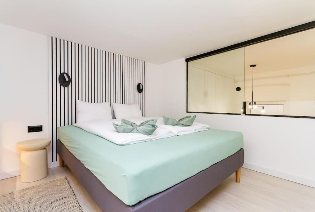 2 Bedroom W Ac Extravagant Gallery Loft By Newave Appartamento Budapest