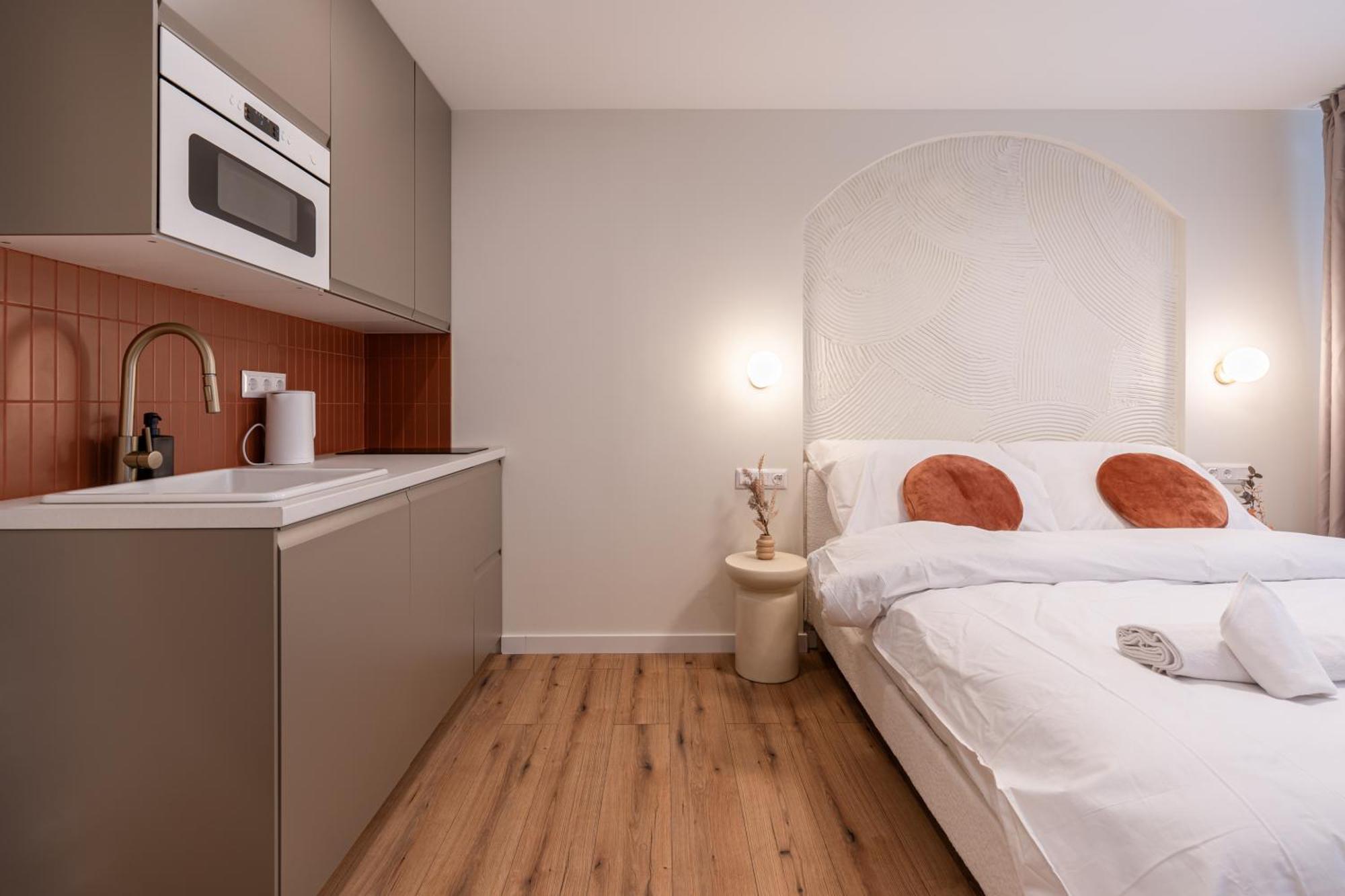 Asboth Boutique Suites, Location By Bqa Appartamento *