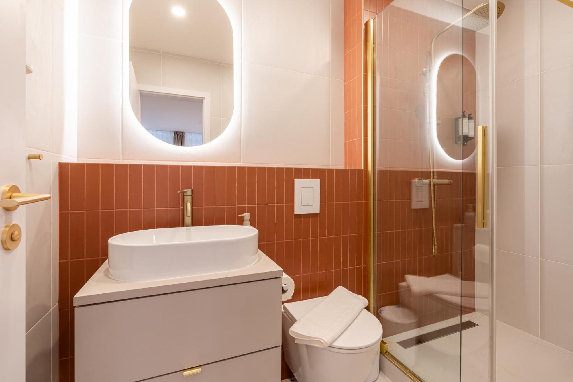 Asboth Boutique Suites, Location By Bqa * Budapest