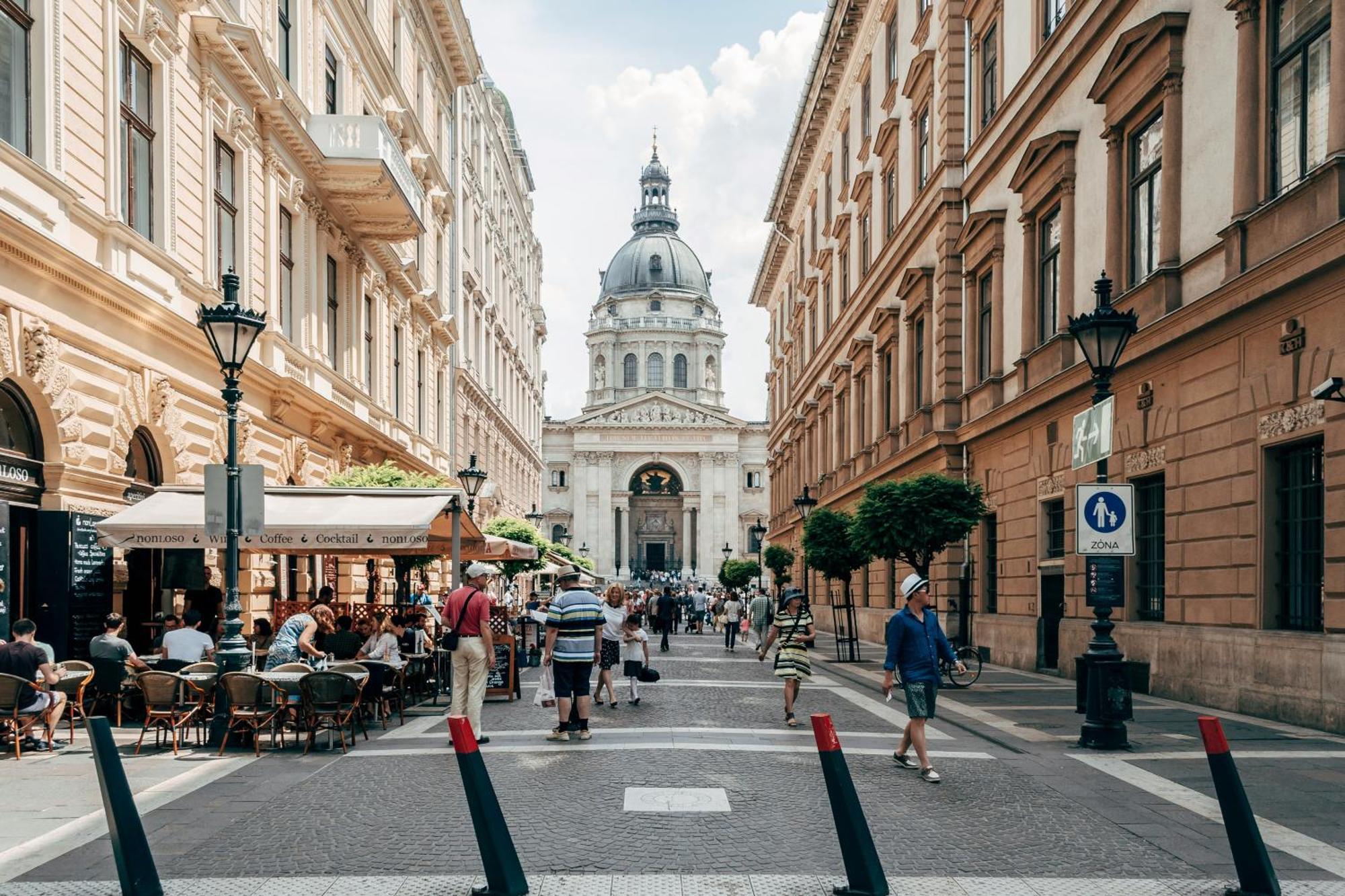 Apartment Kl31 - Urban Escape - Prime Location - Klauzal Square By Bqa Budapest