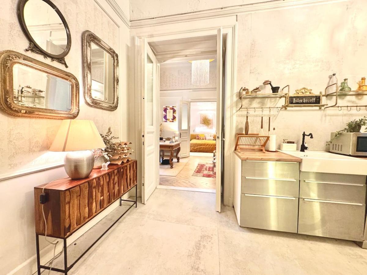 Andrassy Palace-stylish 2 Apartamento *