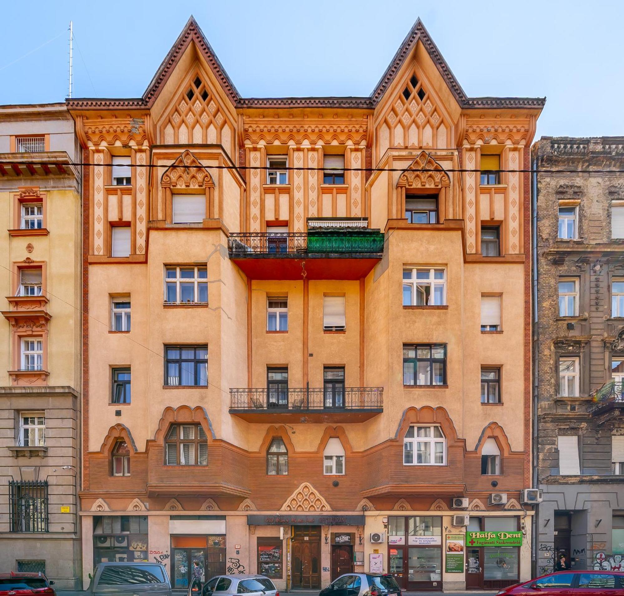 Akacfa-a13 Center 2 Bedroom Apartman