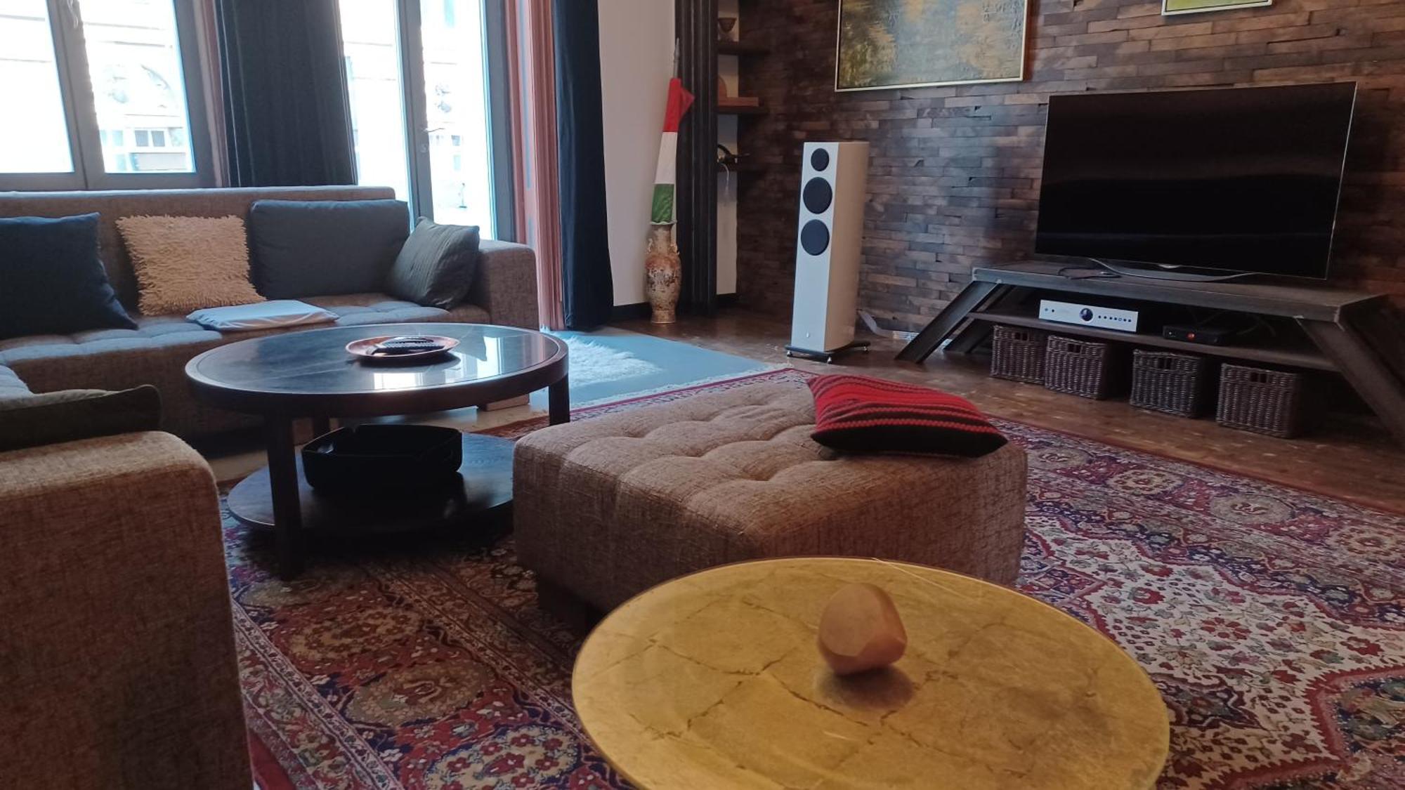 Apartment King18 *
