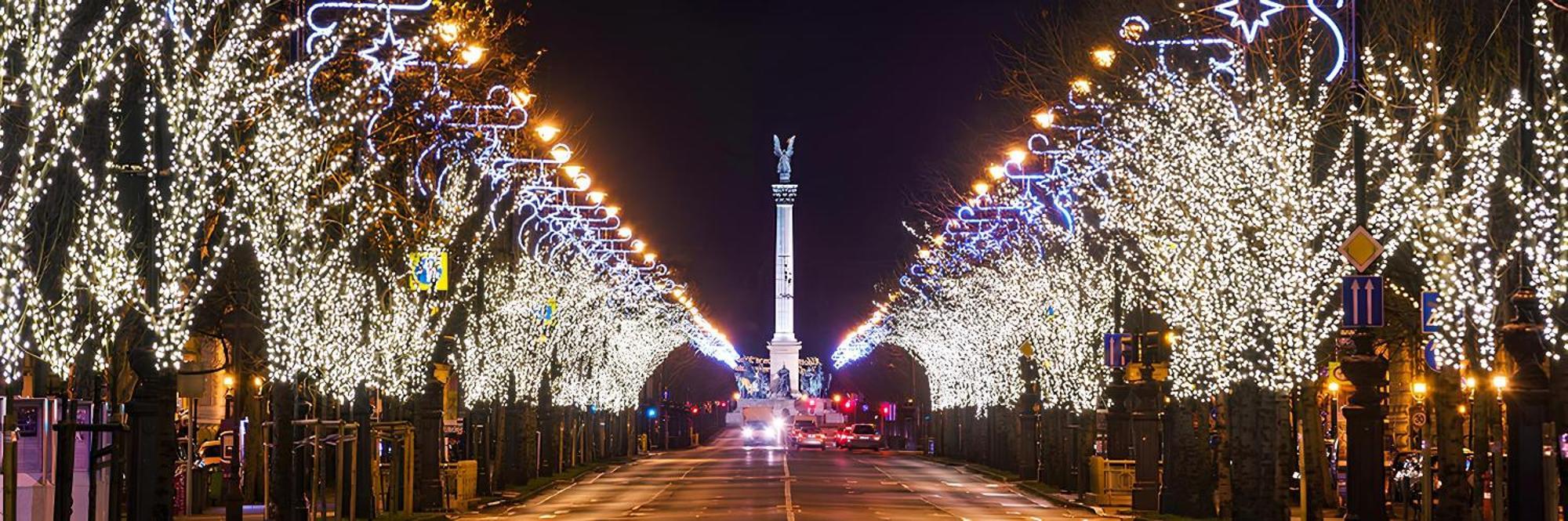 Rose-modern, Central, Quiet, Heroes' Square *