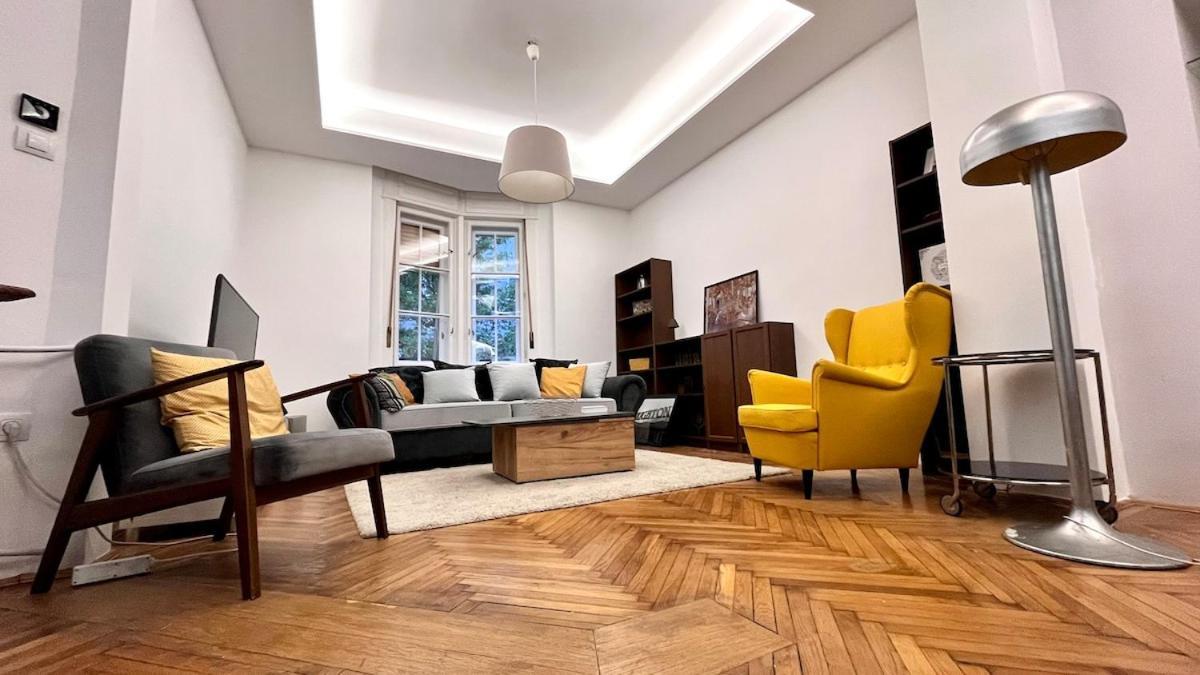 Luxury Flat Near To Parliament Lägenhet Budapest