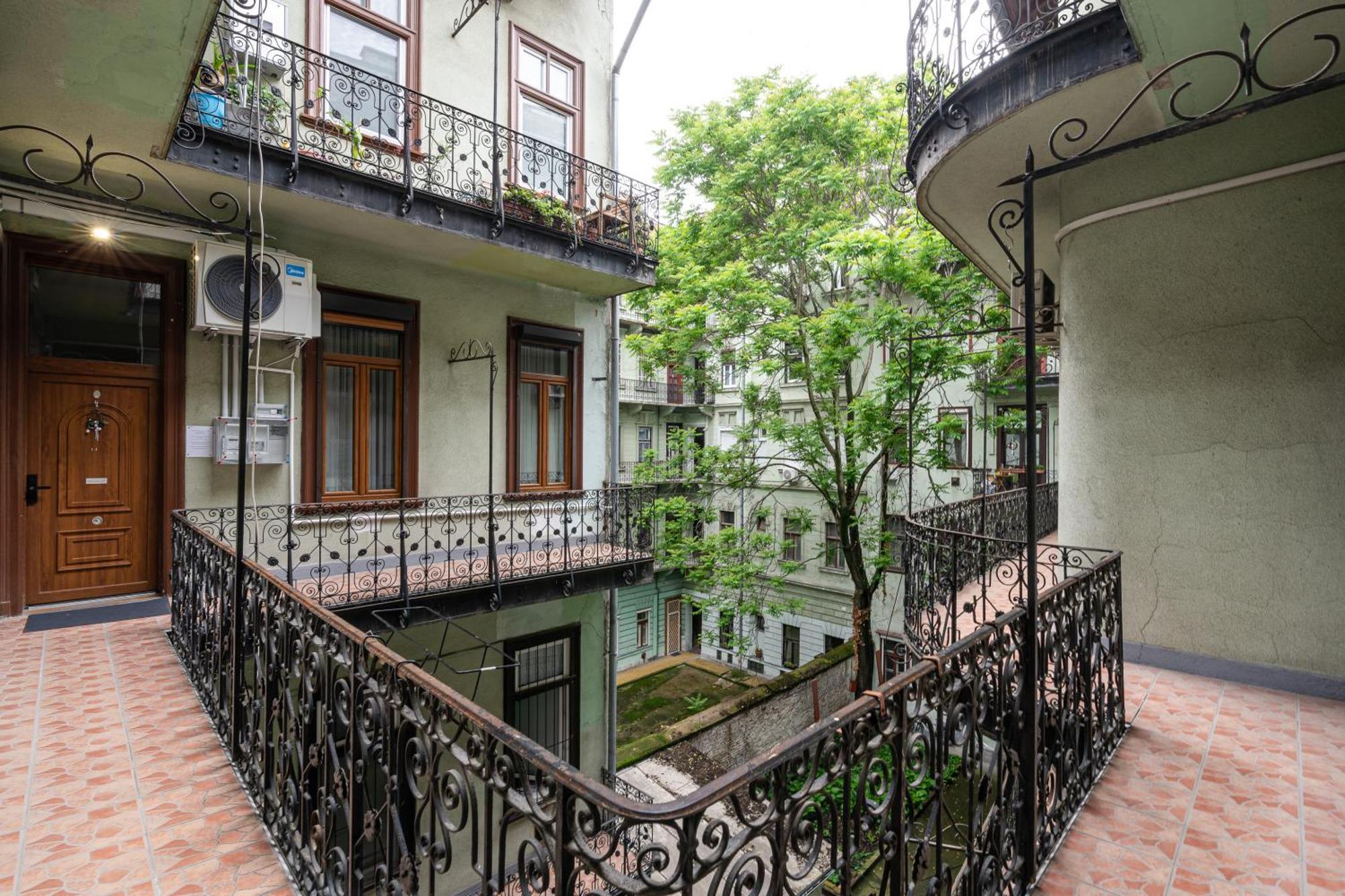 Astra Lux Bp Apartamento