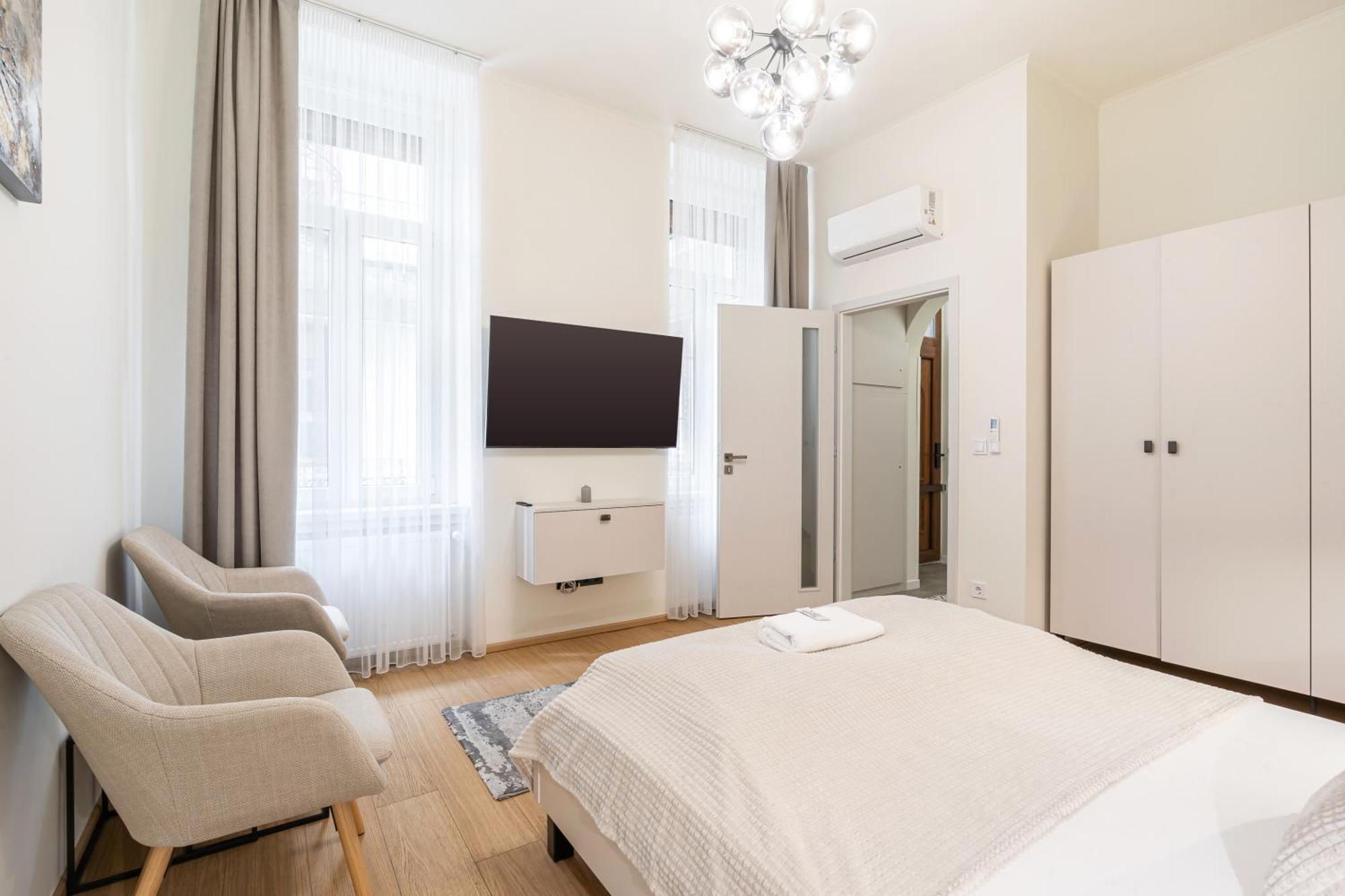 Astra Lux Bp Budapest