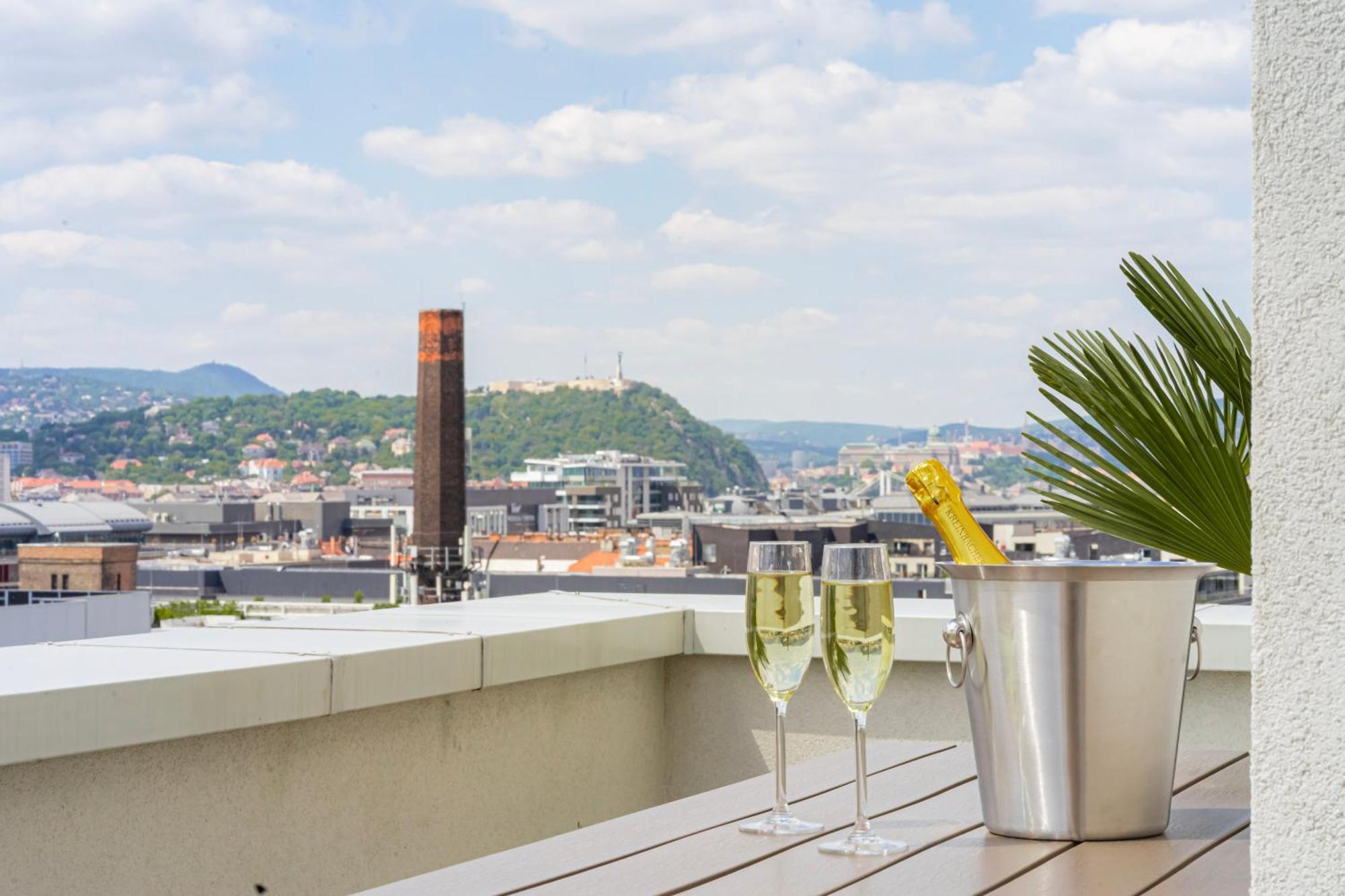 Bella Homes * Budapest