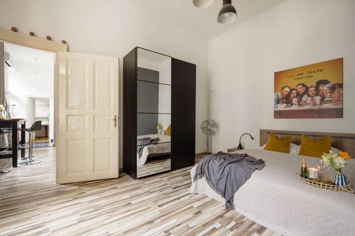 Apartamento Charm In Bustling 7th District