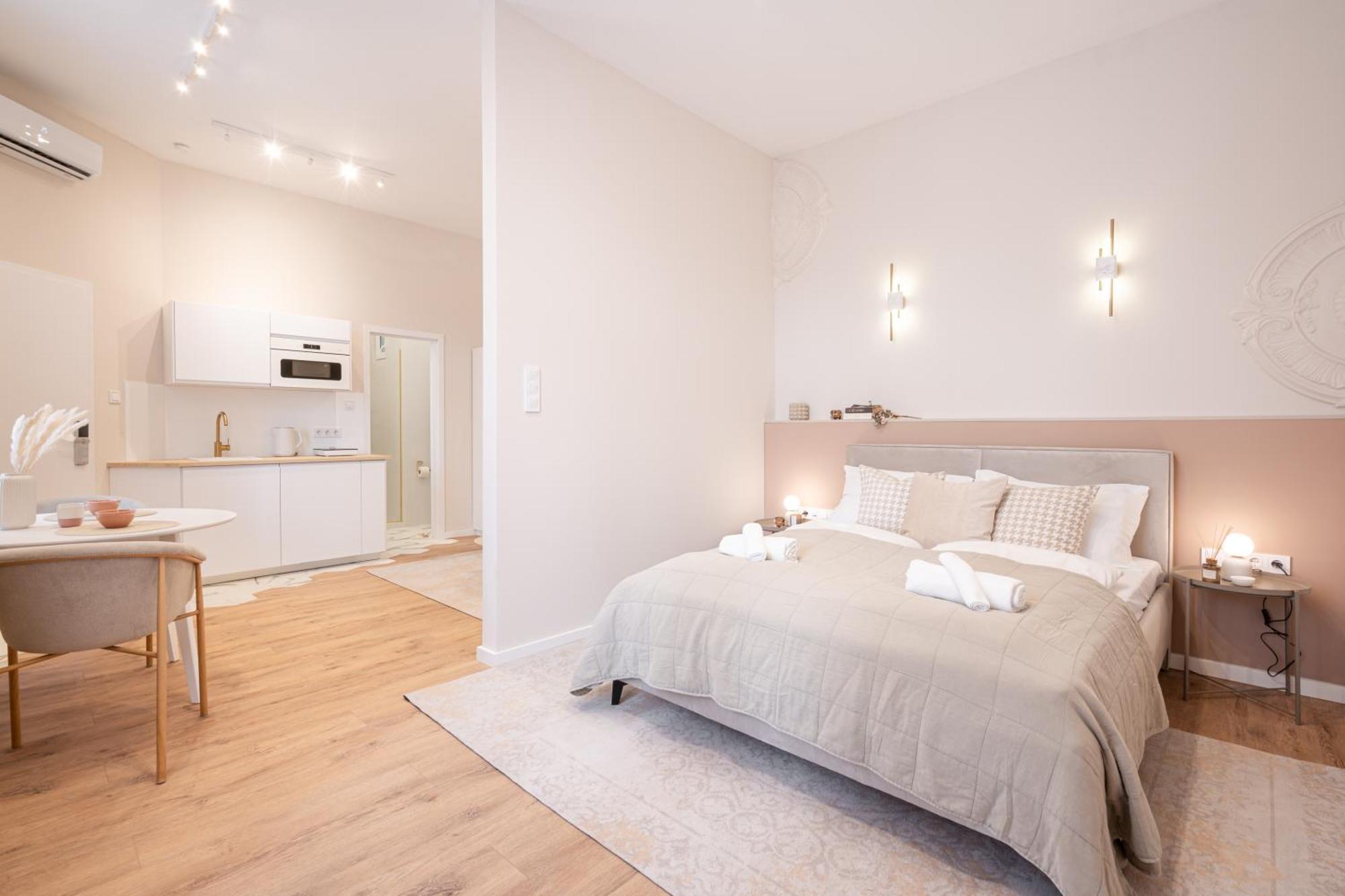 Akacfa 43 Heritage - Location By Bqa Apartment