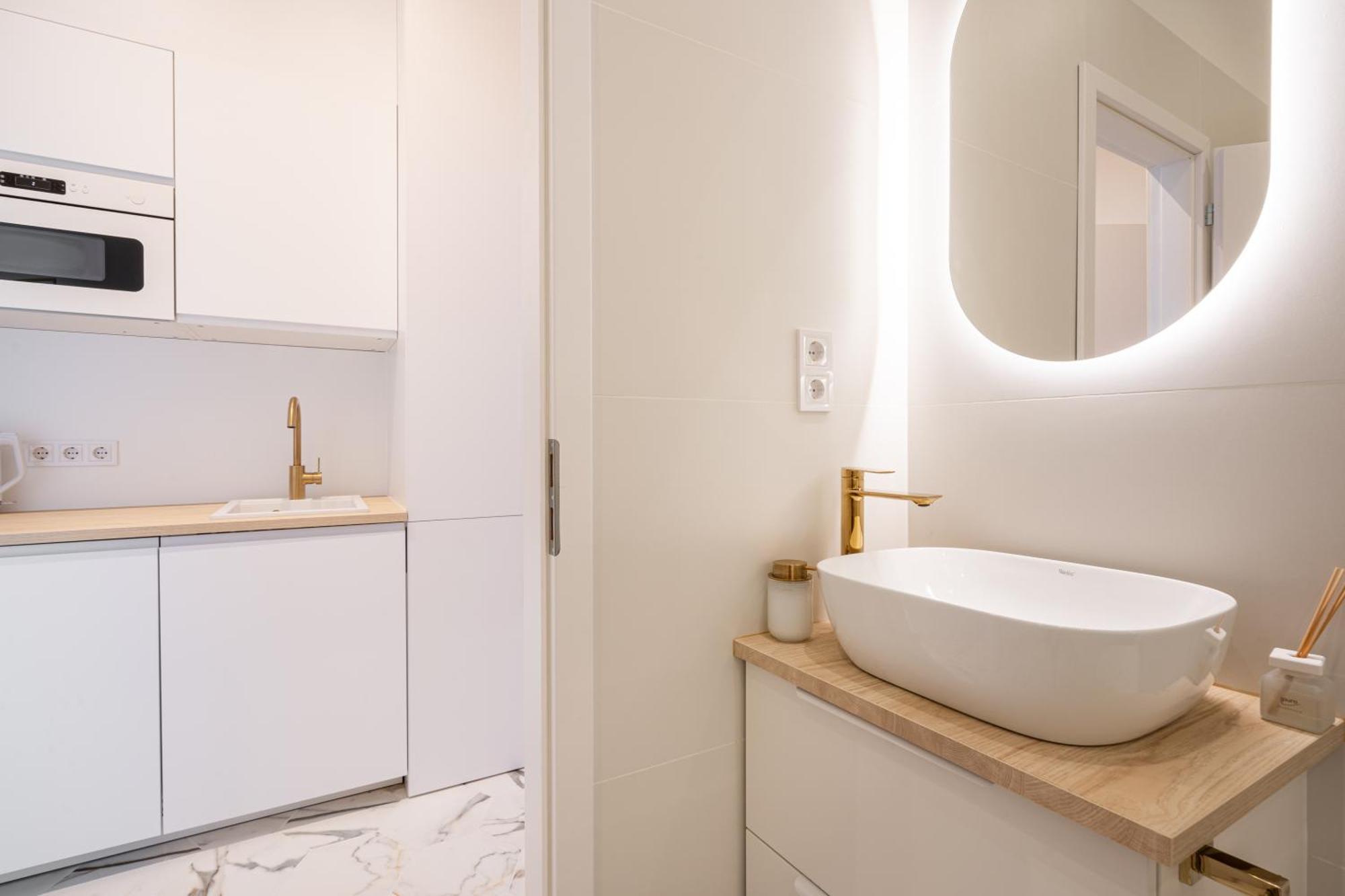 Akacfa 43 Heritage - Location By Bqa Apartment Budapest