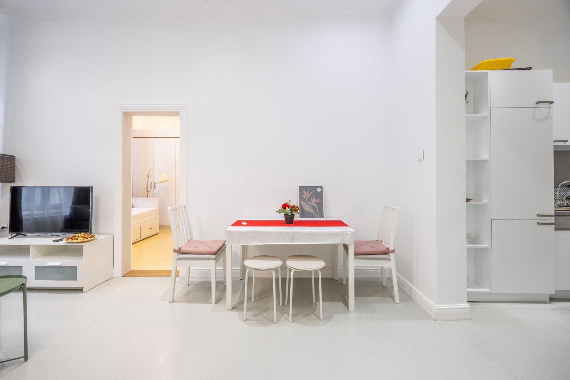 Deluxe & Cozy 3bedroom Next To The Fashion St Budapest
