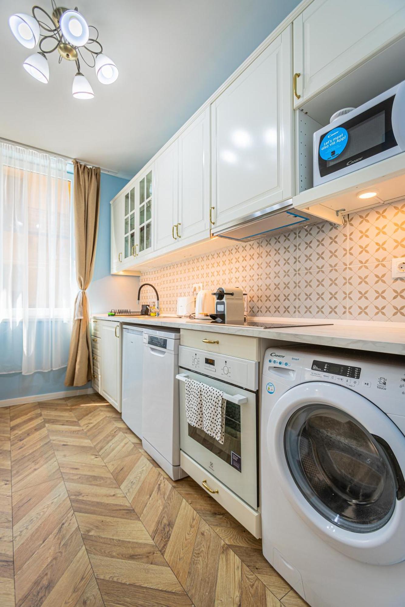 Elizabeth Boulevard Serenity * Budapest