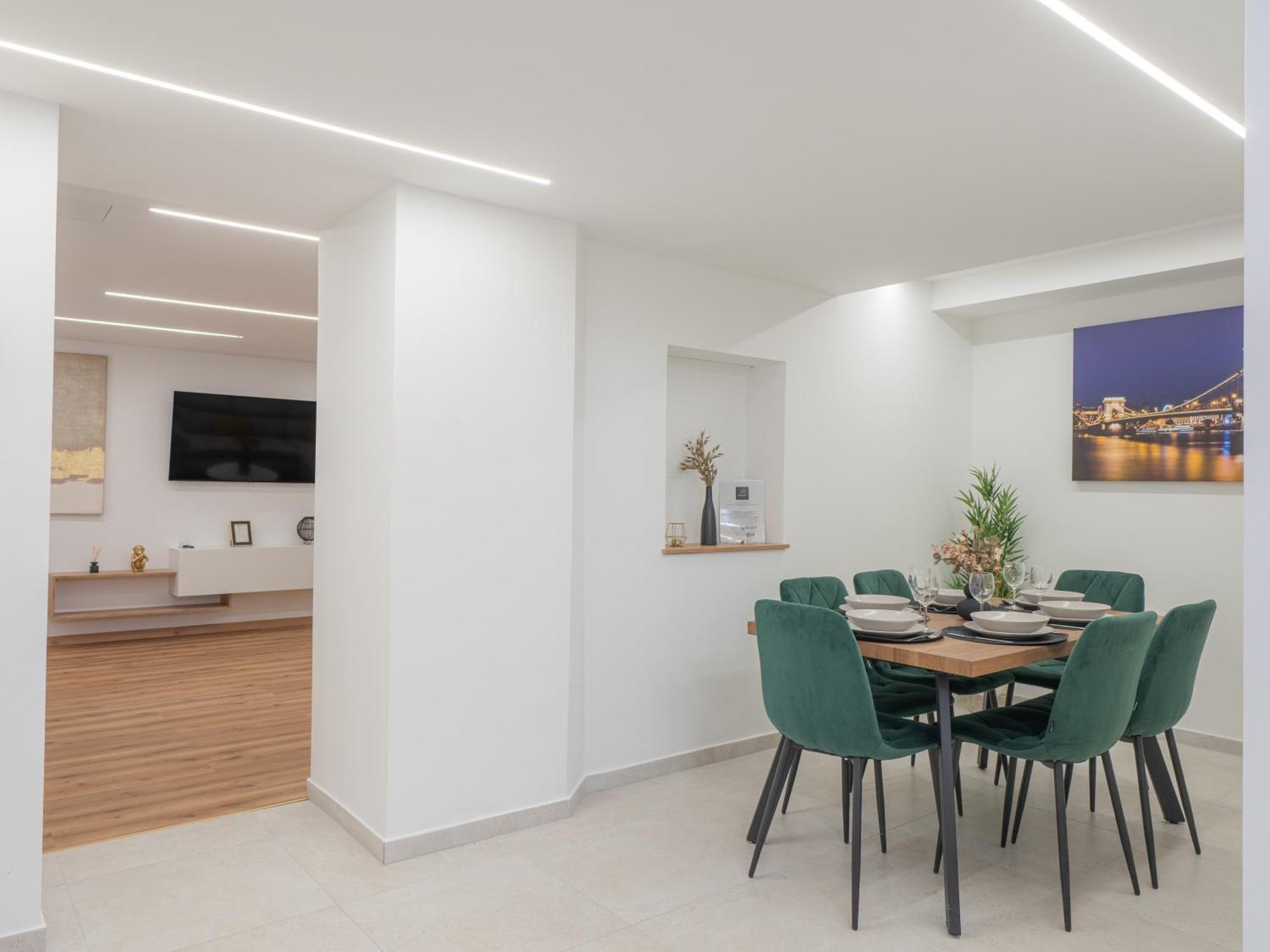 Grand 35 Residences In The Center