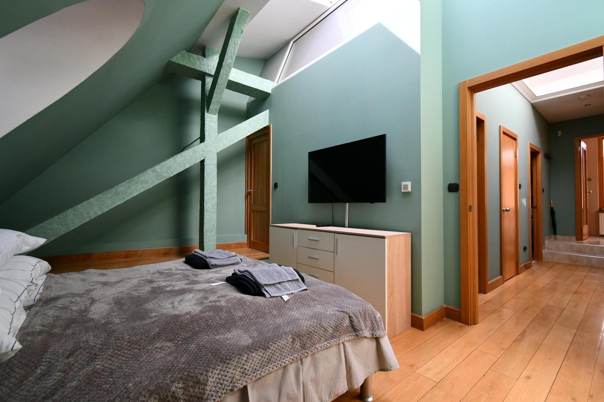 Anna Penthouse Apartment *