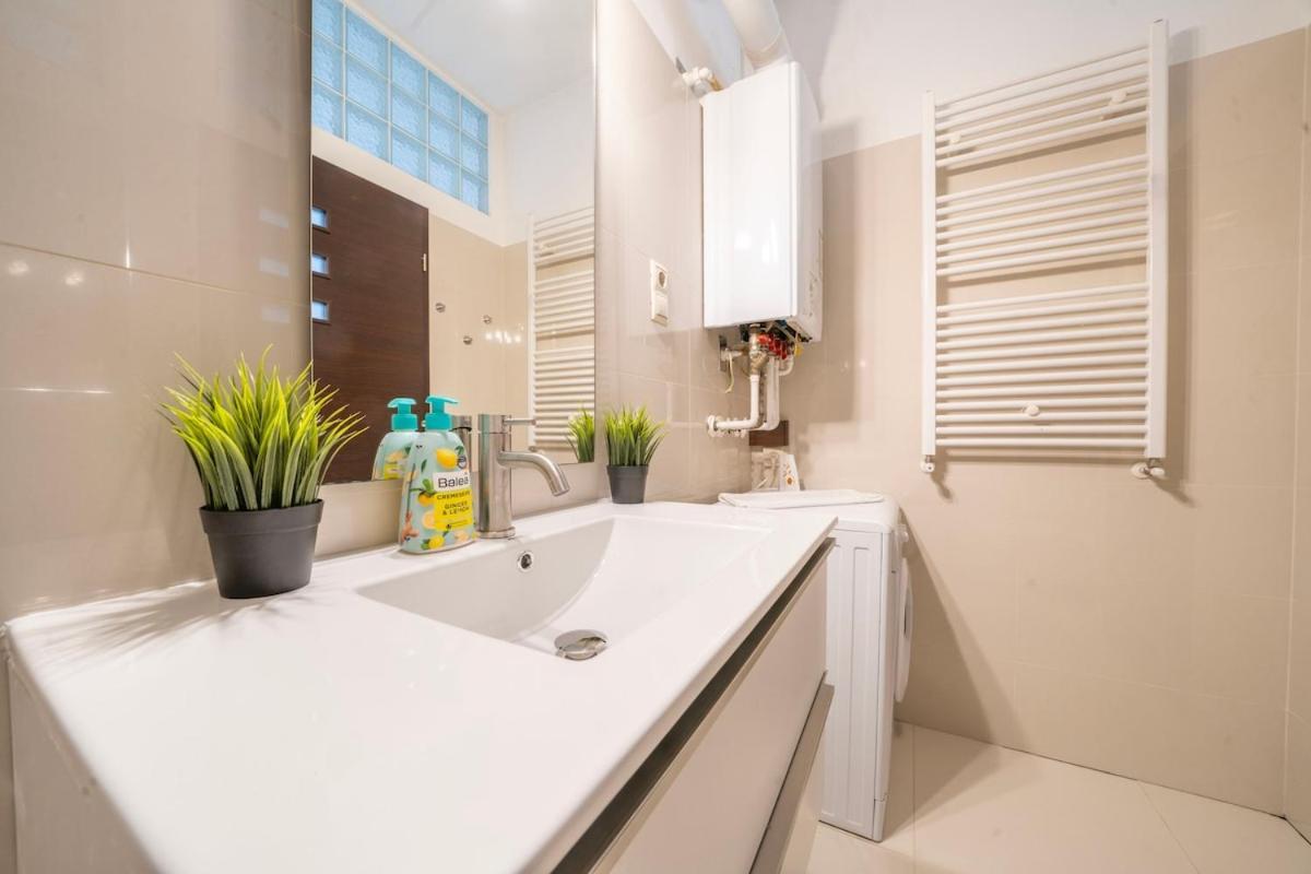 Prime Elegance On Andrassy Str 41 Apartman